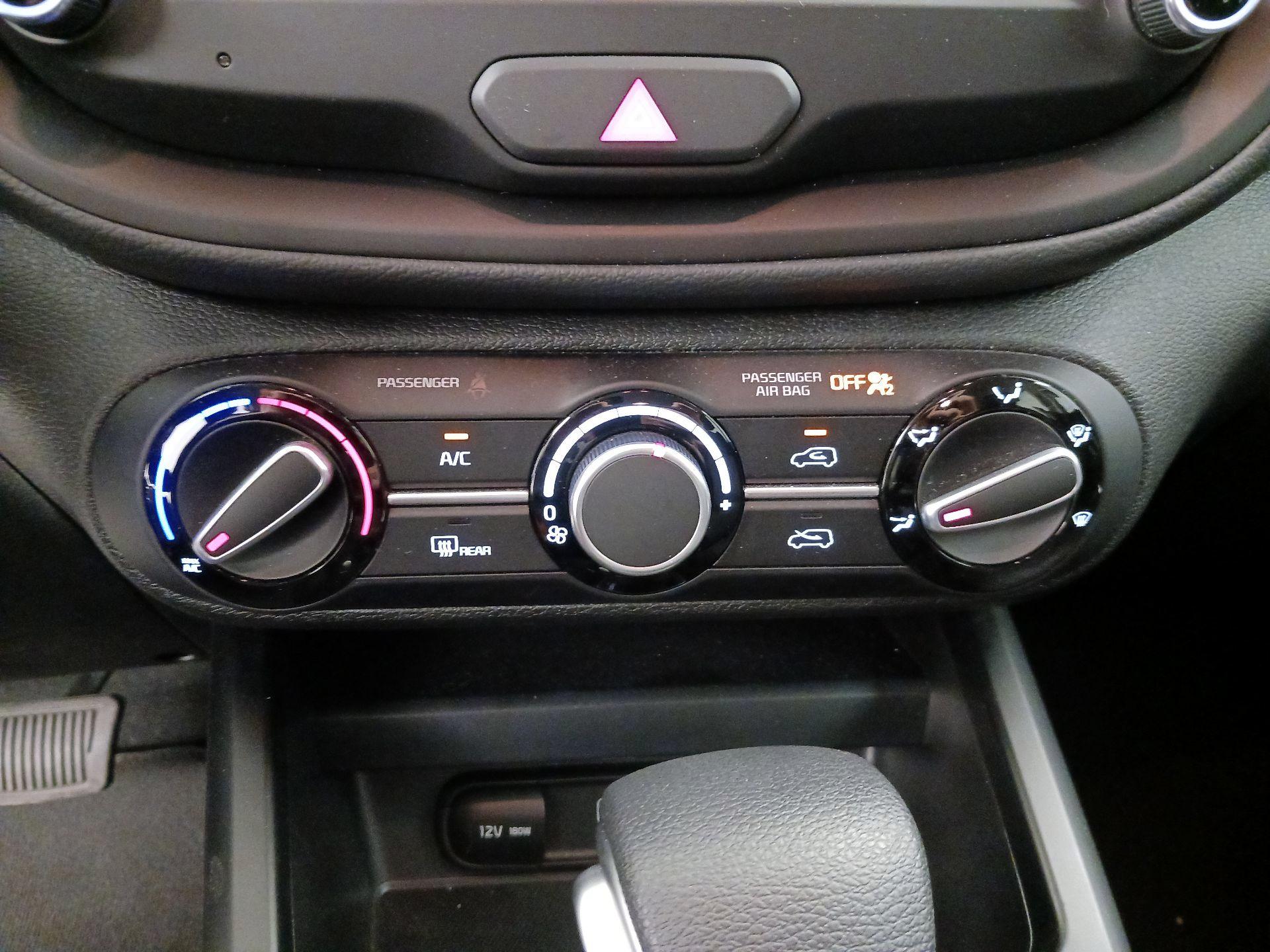 Thumbnail: 2025 Kia Soul - 16