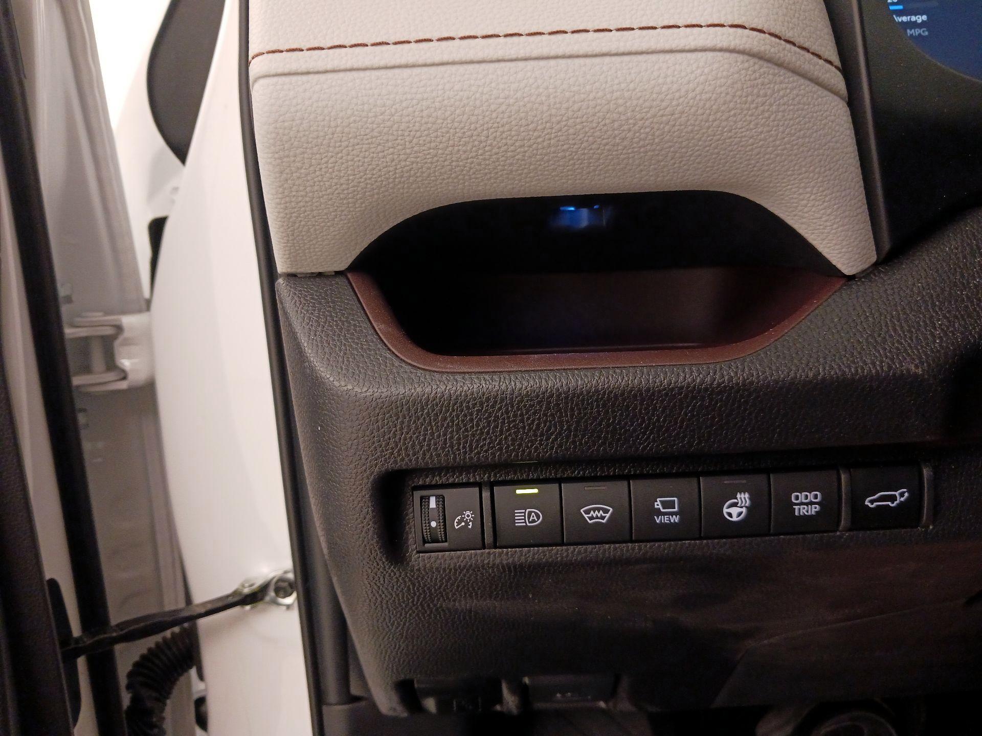 Thumbnail: 2025 Toyota RAV4 - 13