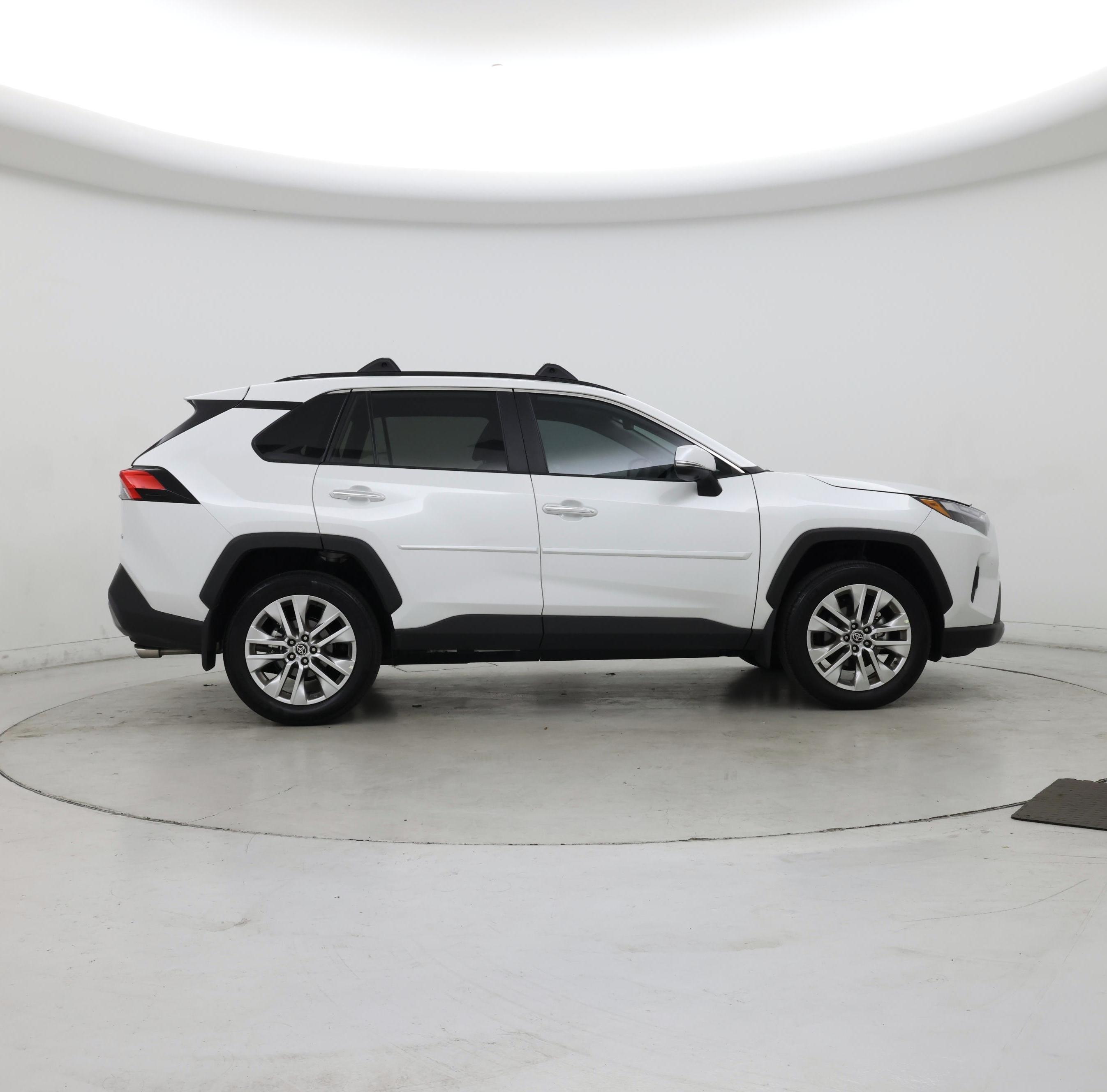 Thumbnail: 2025 Toyota RAV4 - 7