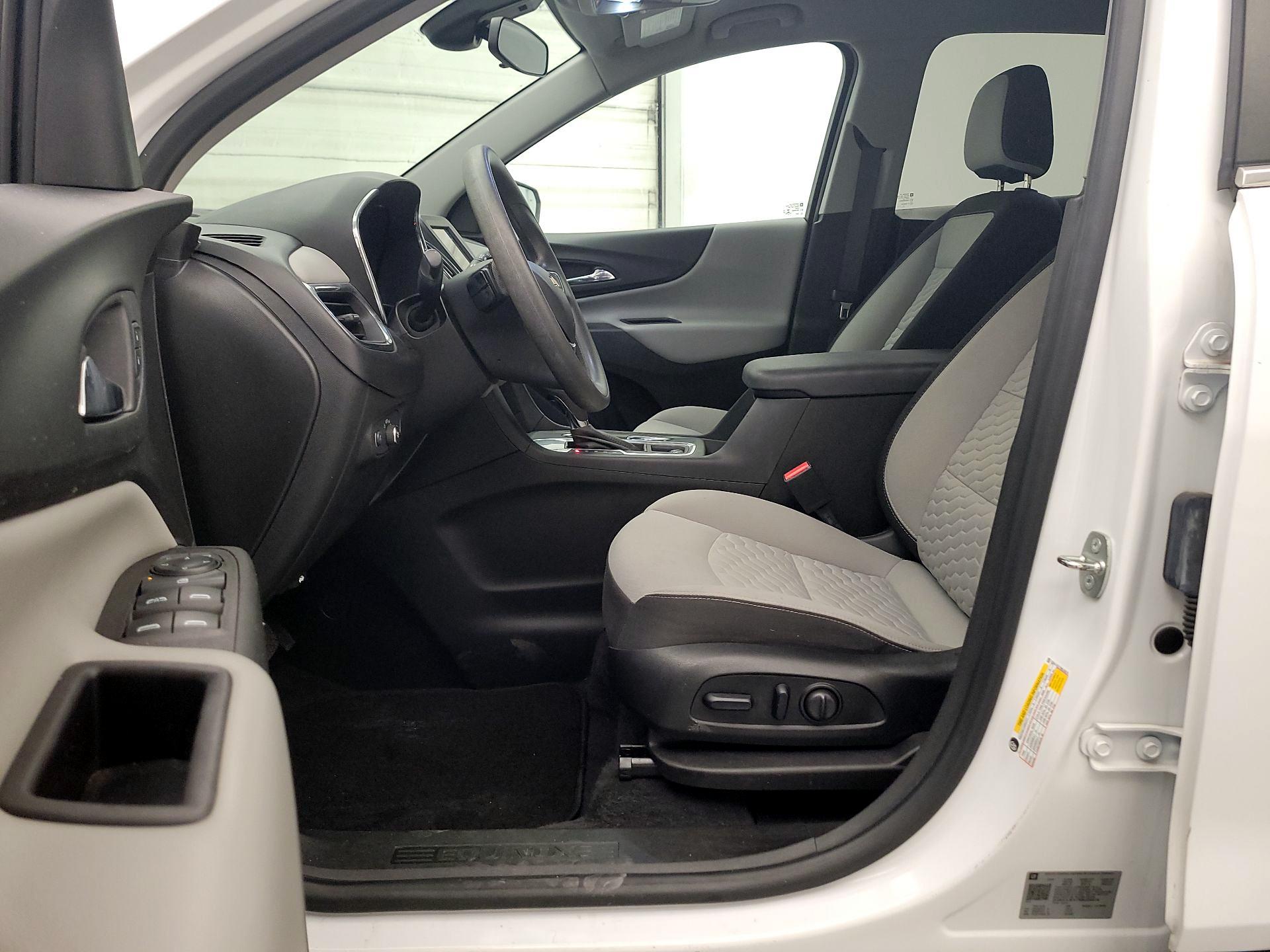 Thumbnail: 2021 Chevrolet Equinox - 11