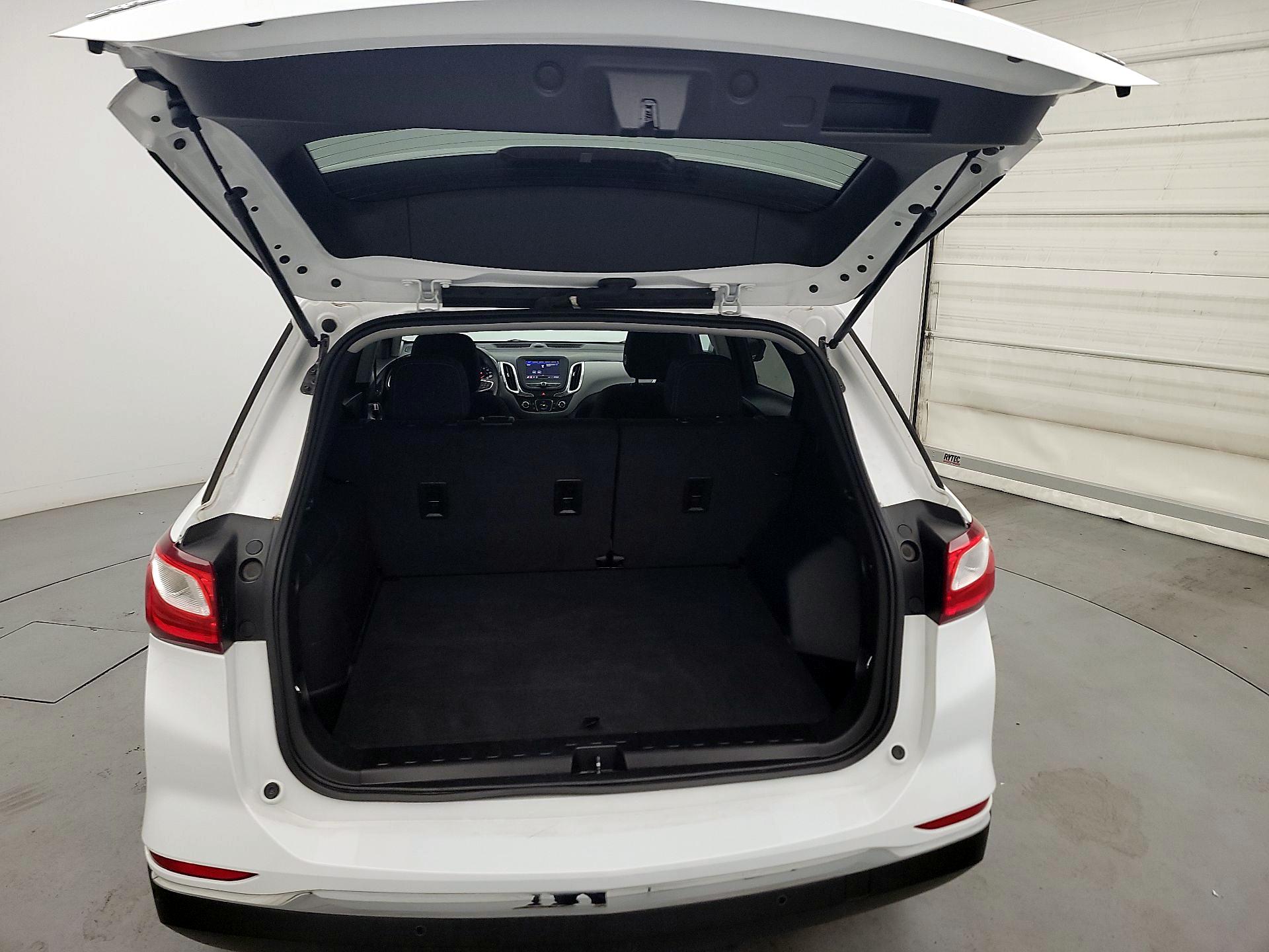 Thumbnail: 2021 Chevrolet Equinox - 16
