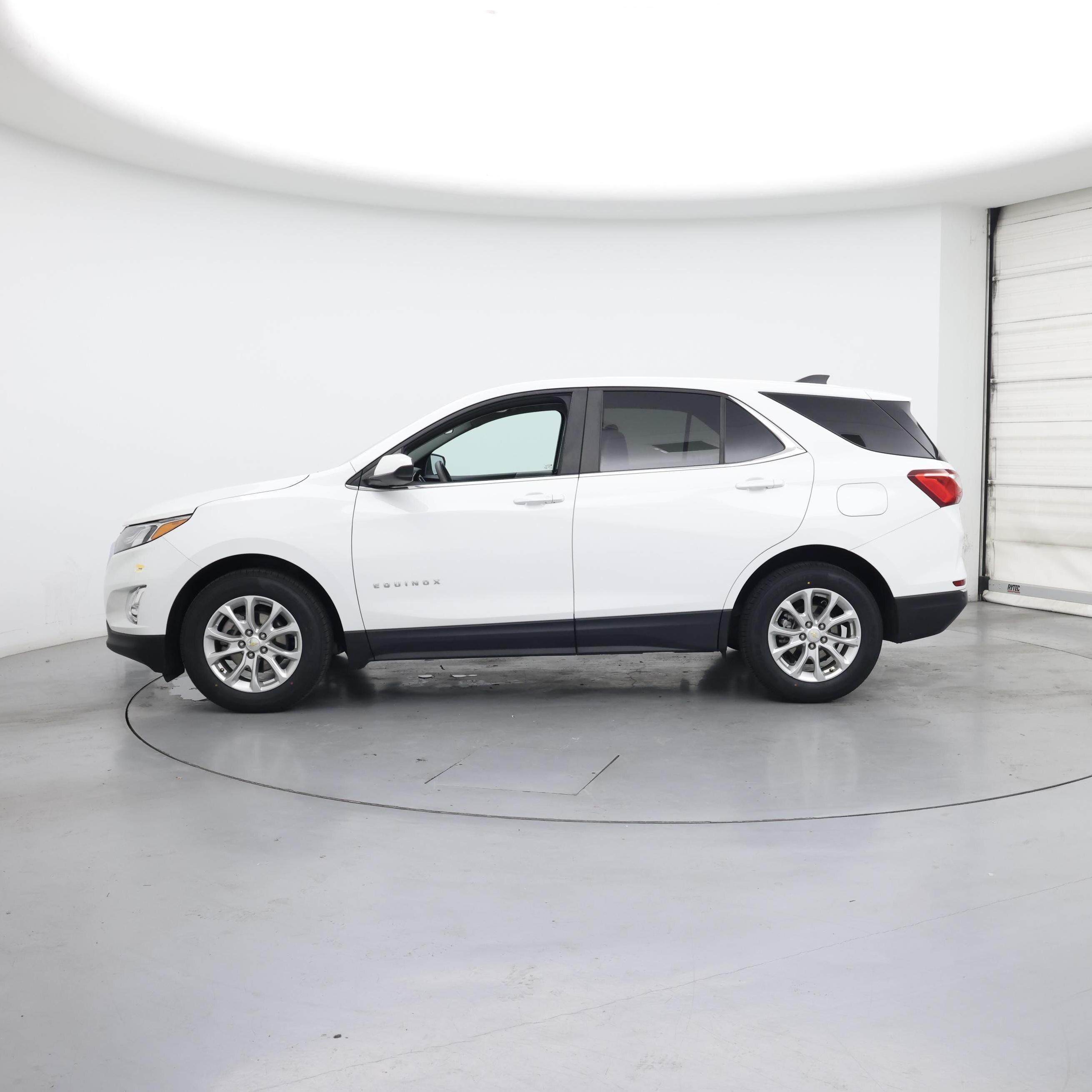 Thumbnail: 2021 Chevrolet Equinox - 3