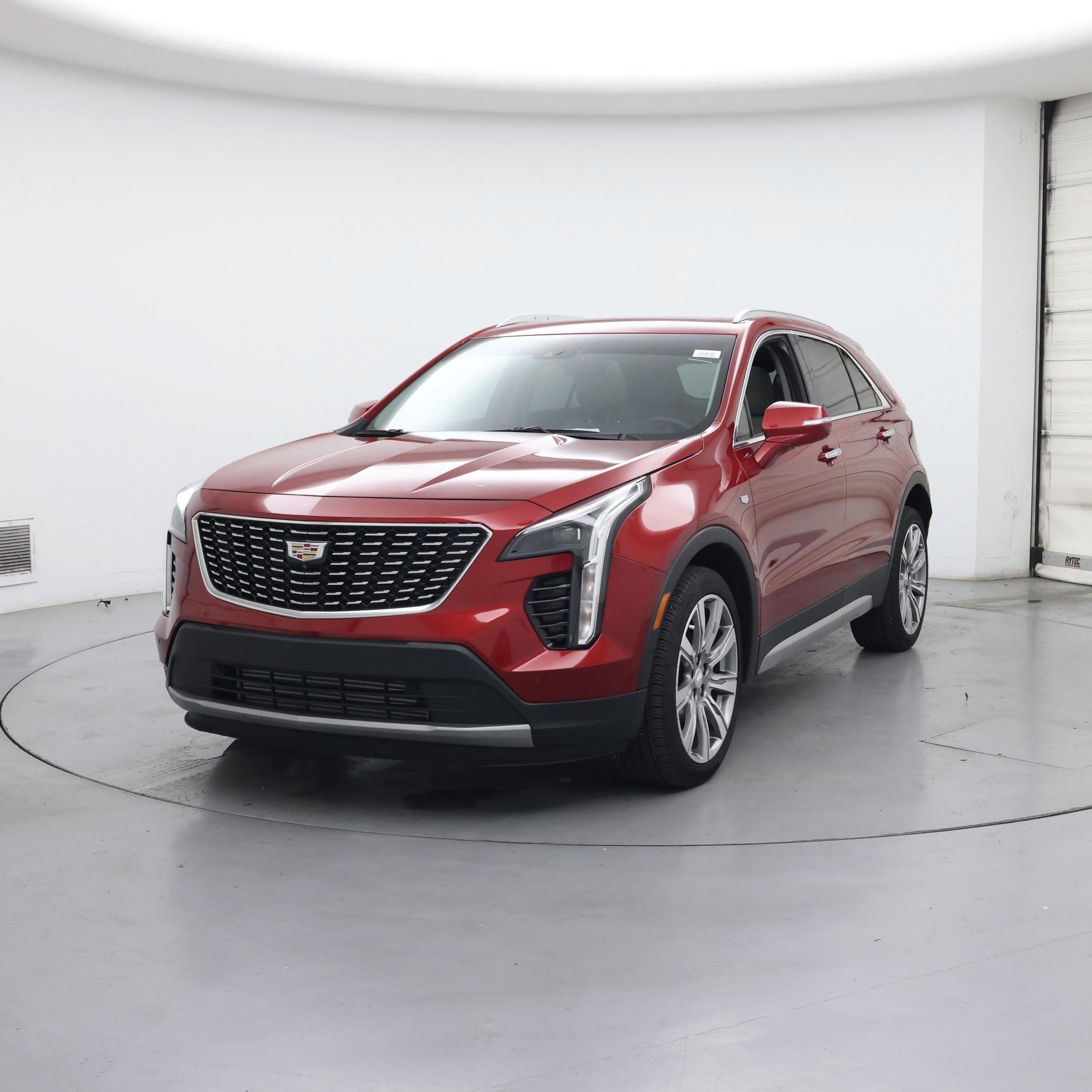 Thumbnail: 2023 Cadillac XT4 - 4