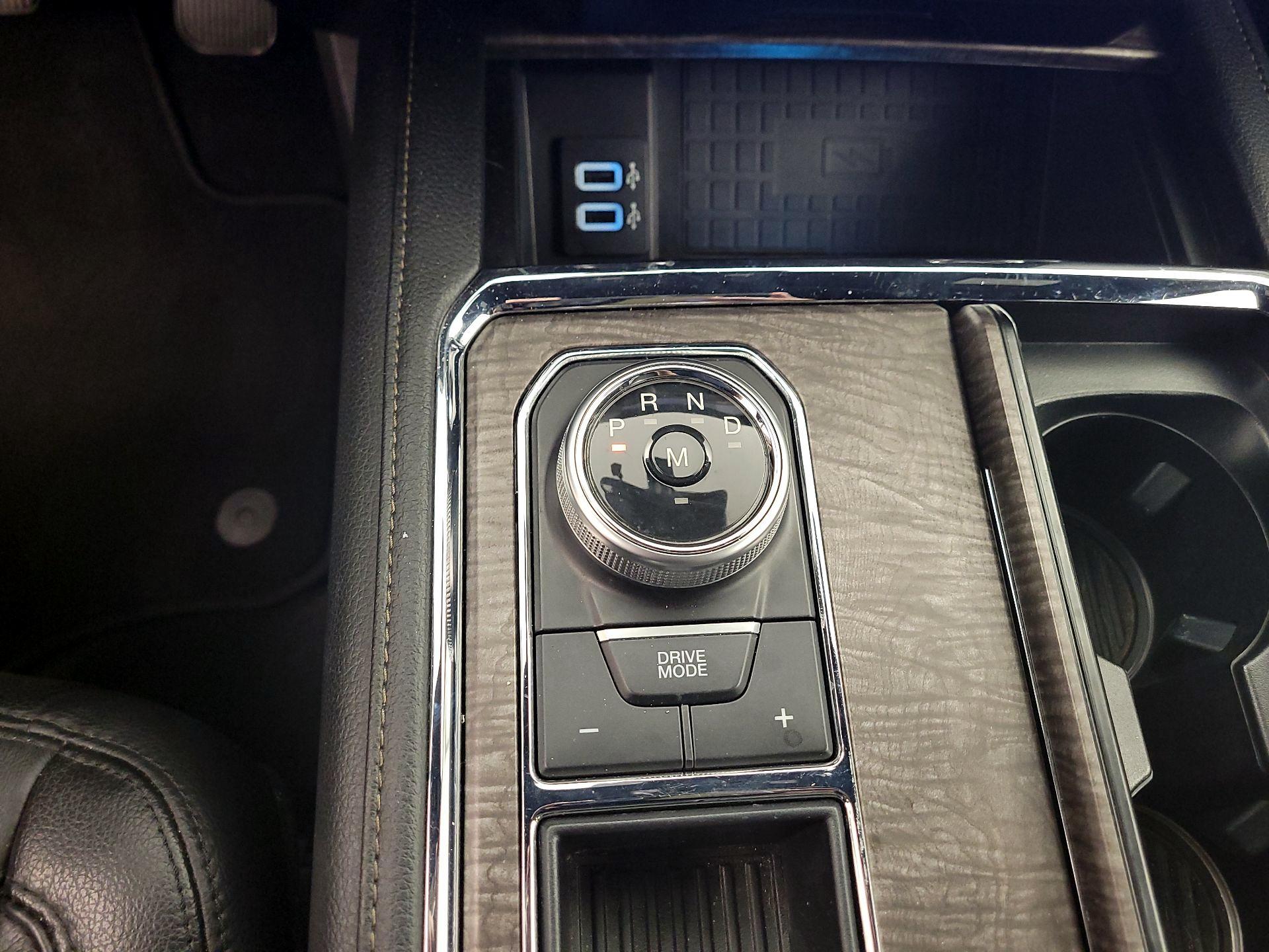 Thumbnail: 2019 Ford Expedition - 15