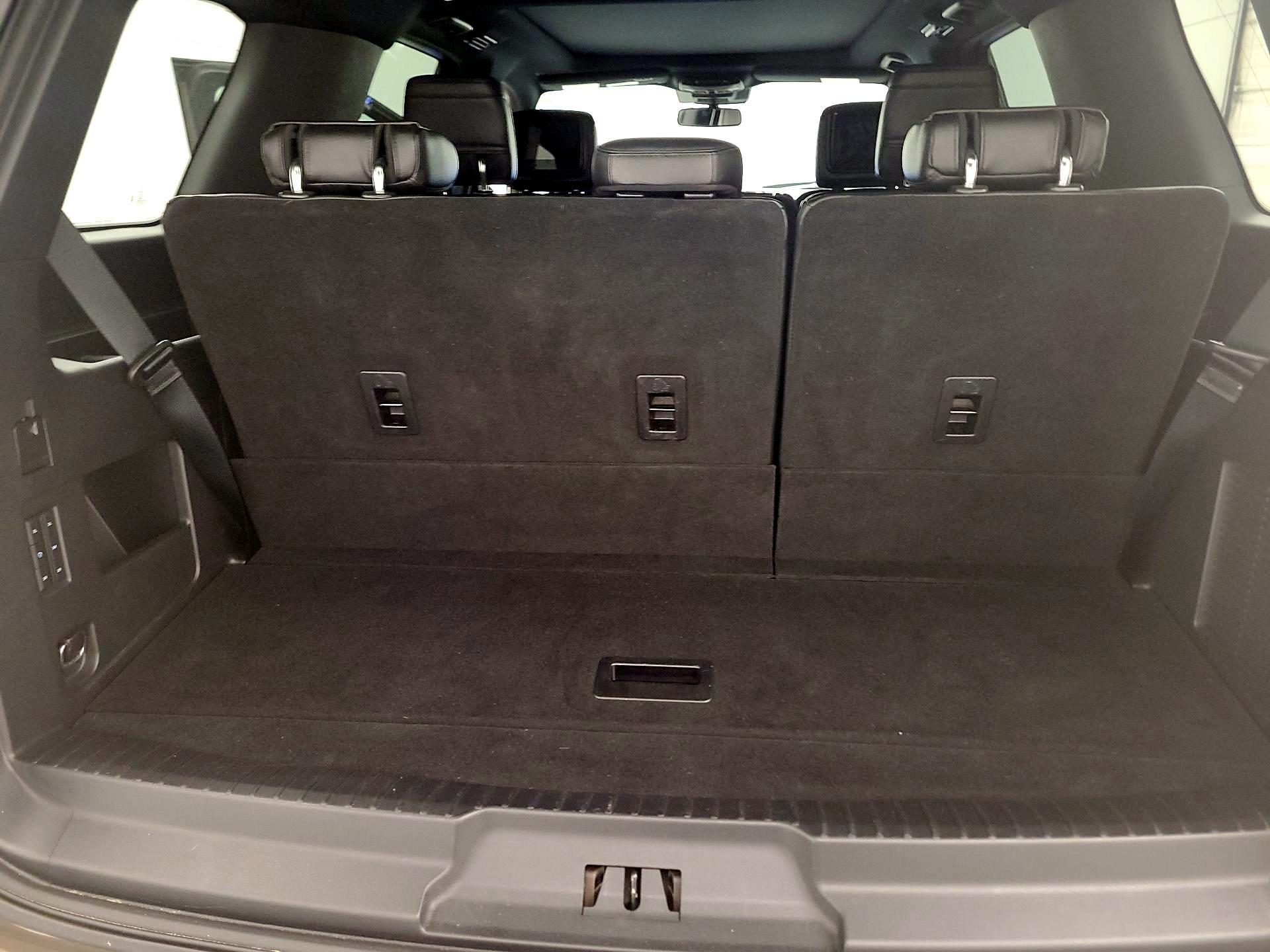 Thumbnail: 2019 Ford Expedition - 16