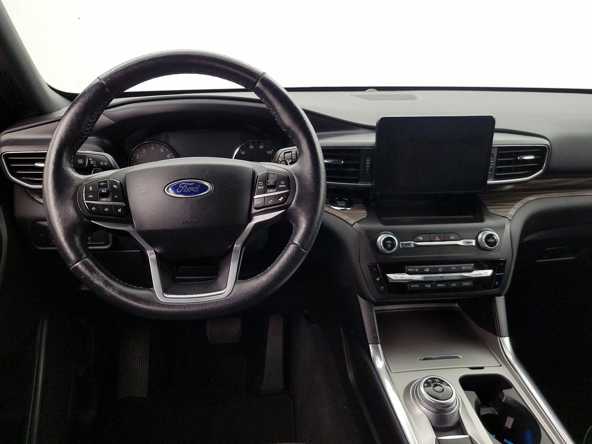 Thumbnail: 2020 Ford Explorer - 10