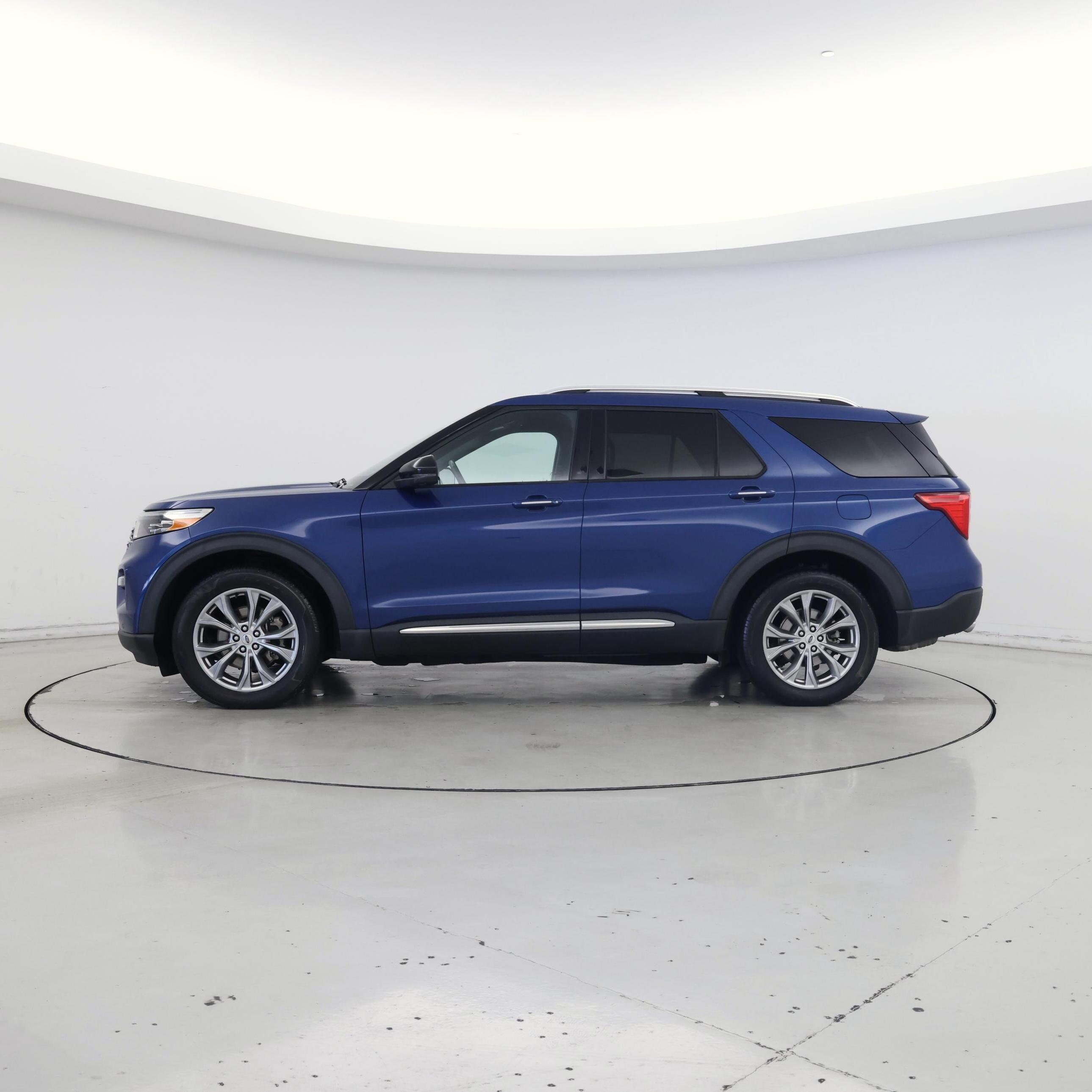 Thumbnail: 2020 Ford Explorer - 3