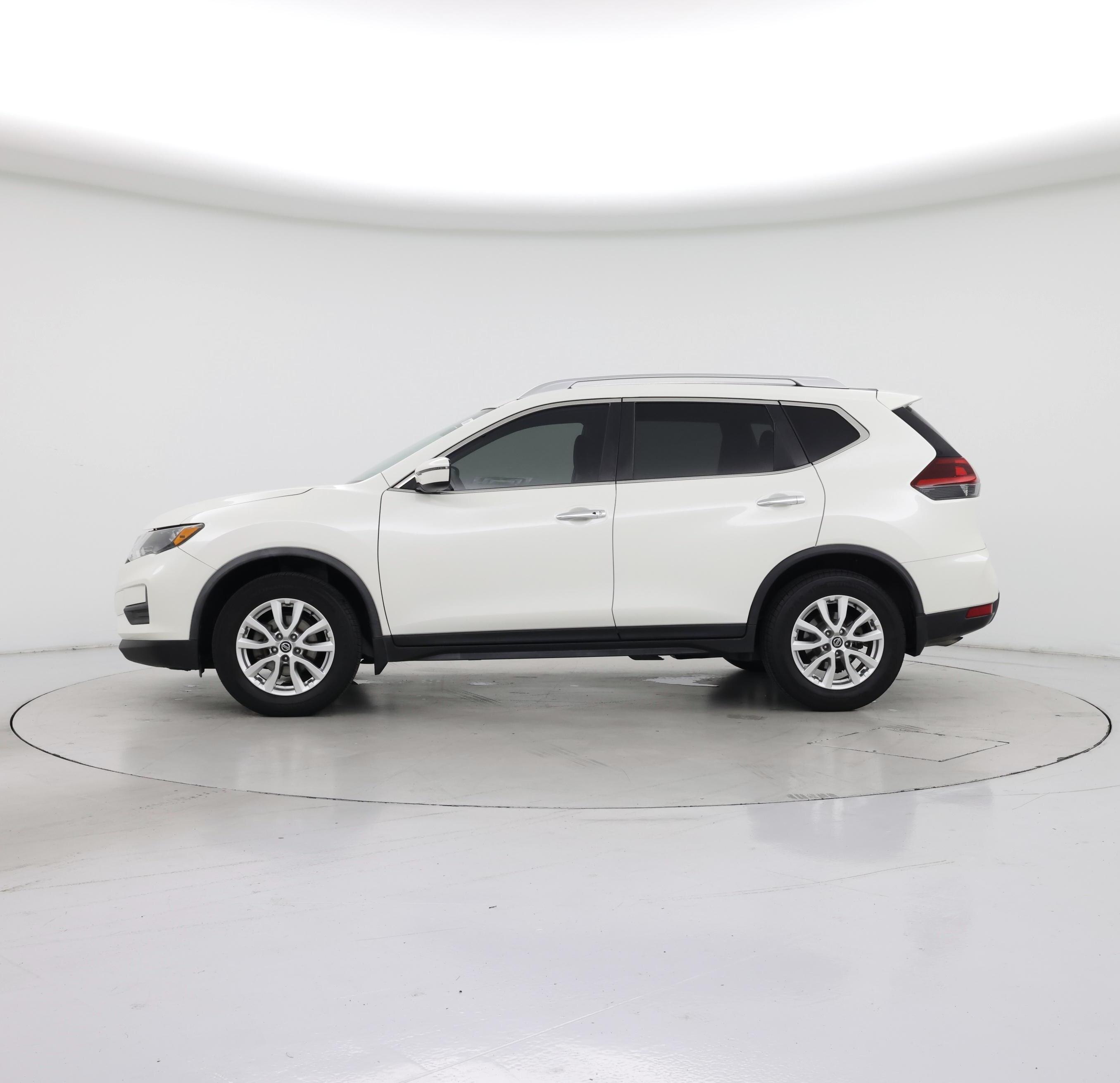 Thumbnail: 2020 Nissan Rogue - 3