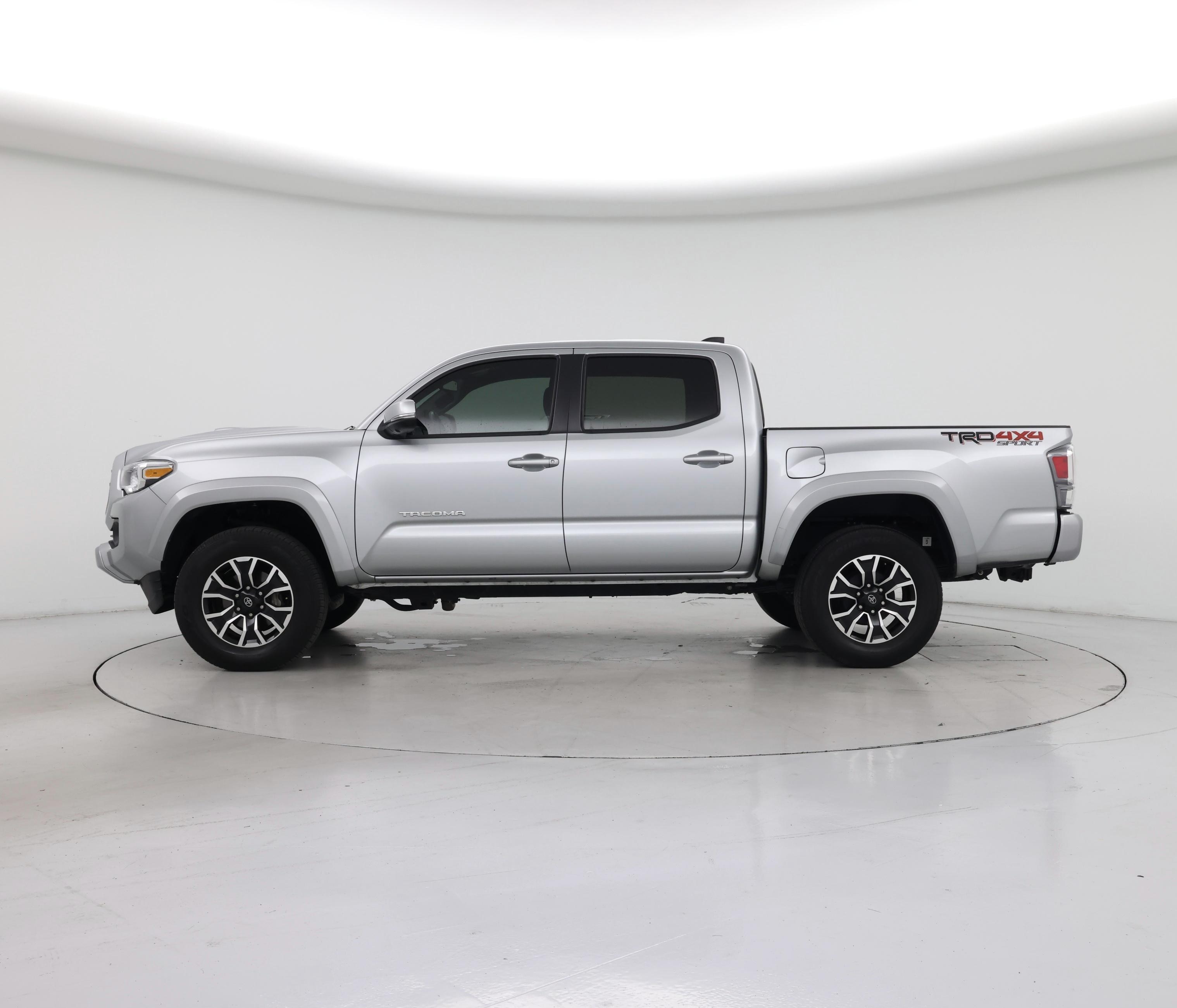 Thumbnail: 2023 Toyota Tacoma - 3
