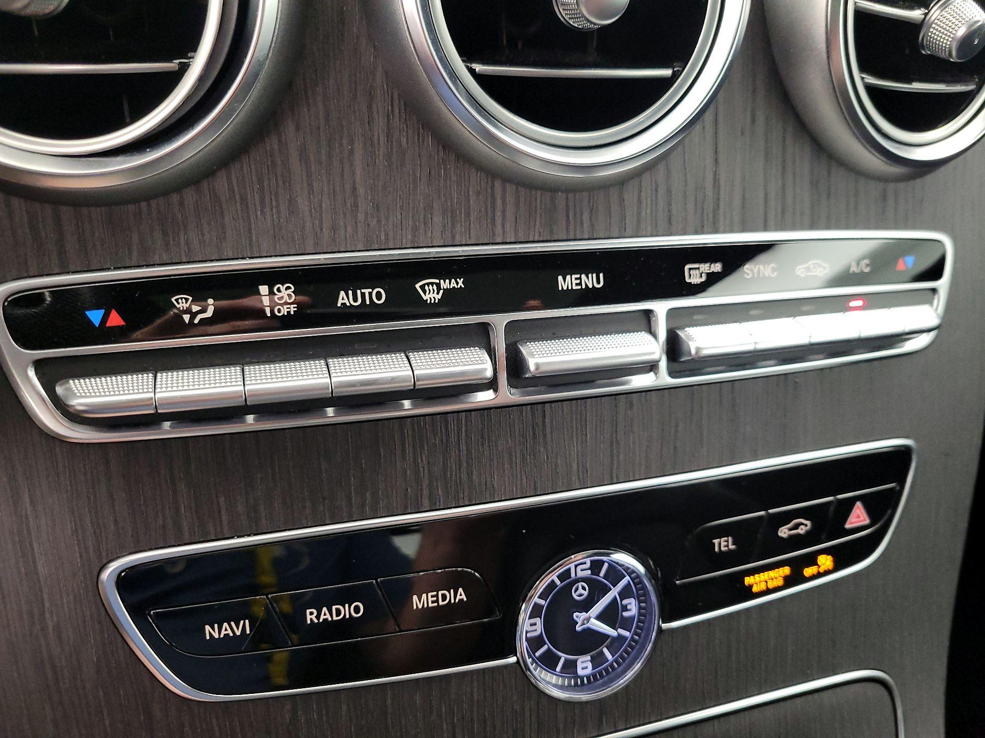 Thumbnail: 2019 Mercedes-Benz C-Class - 17