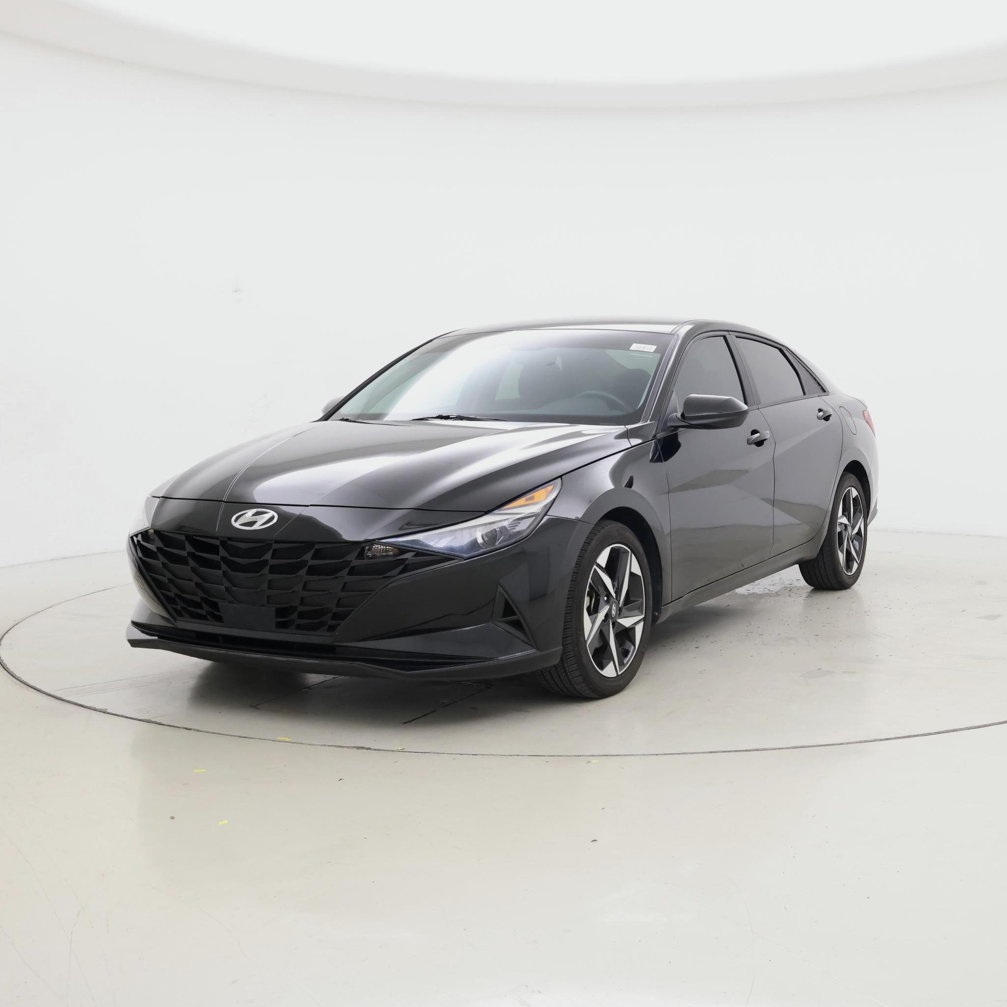 Thumbnail: 2023 Hyundai Elantra - 4