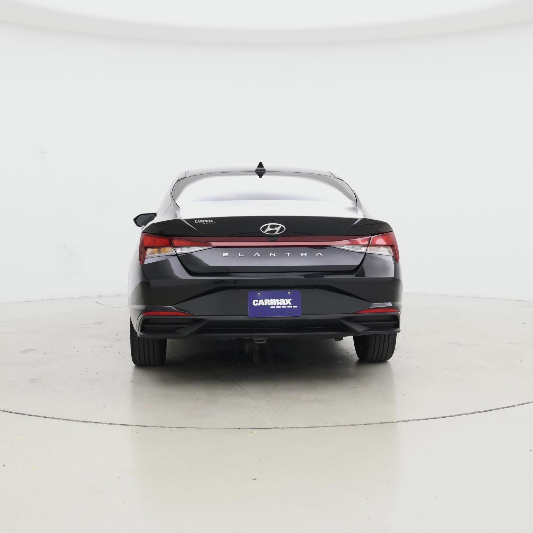 Thumbnail: 2023 Hyundai Elantra - 8