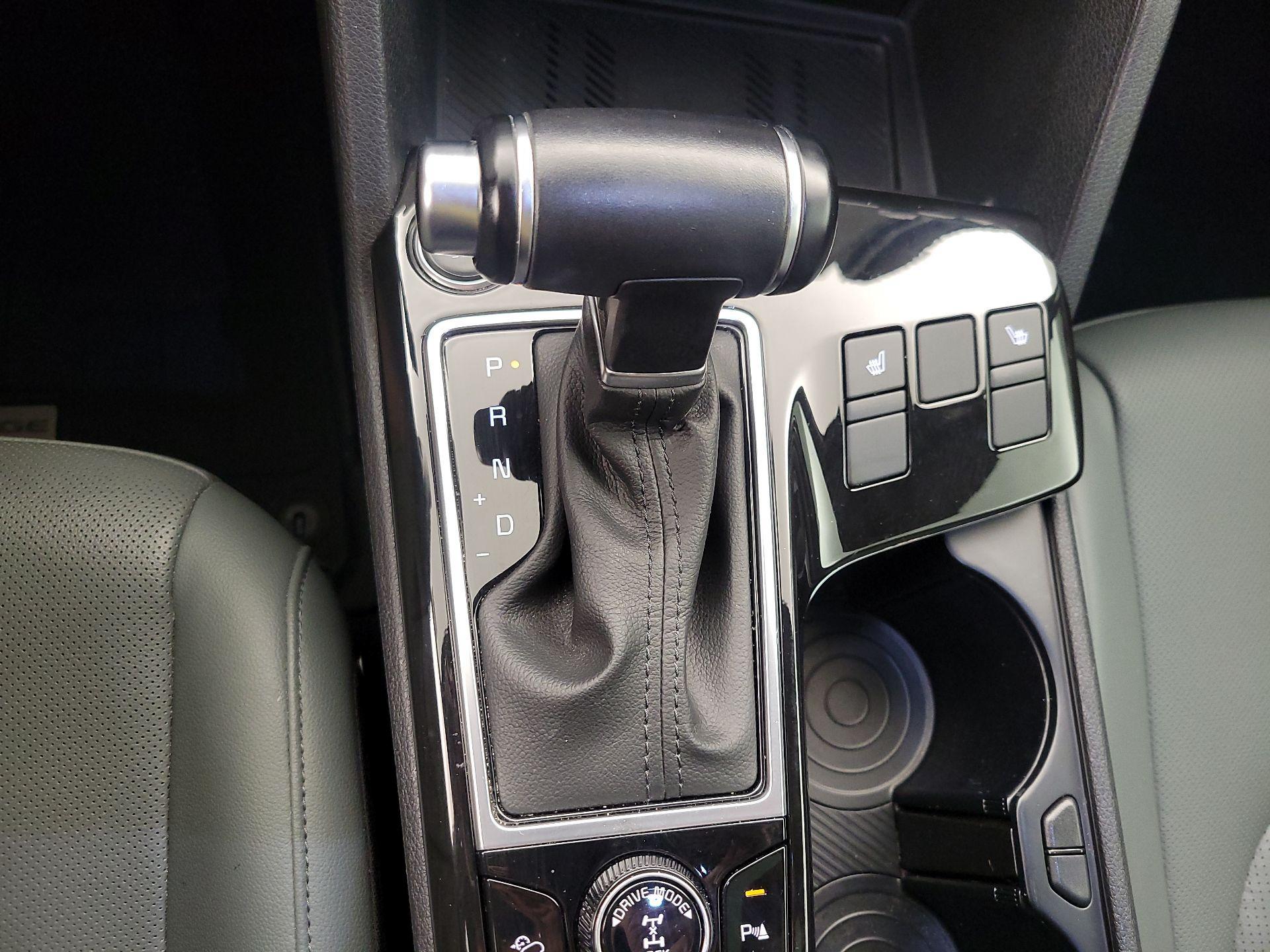 Thumbnail: 2023 Kia Sportage - 18