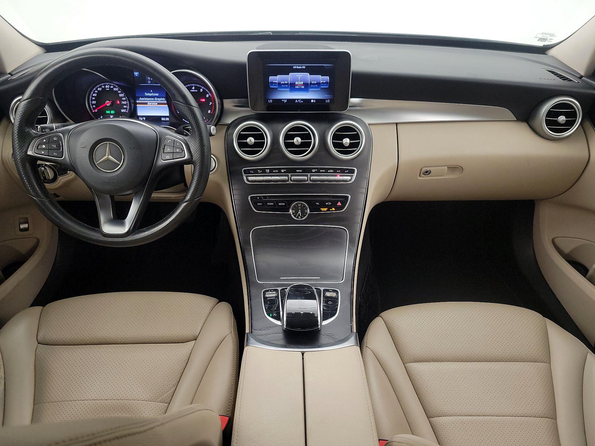 Thumbnail: 2016 Mercedes-Benz C-Class - 9