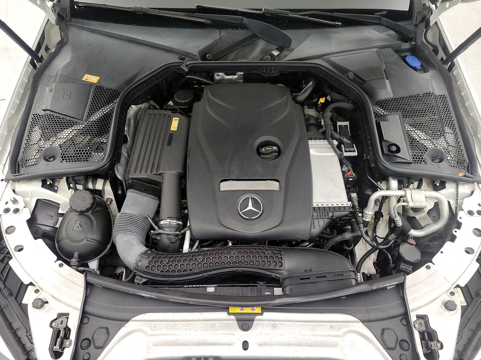 Thumbnail: 2016 Mercedes-Benz C-Class - 20