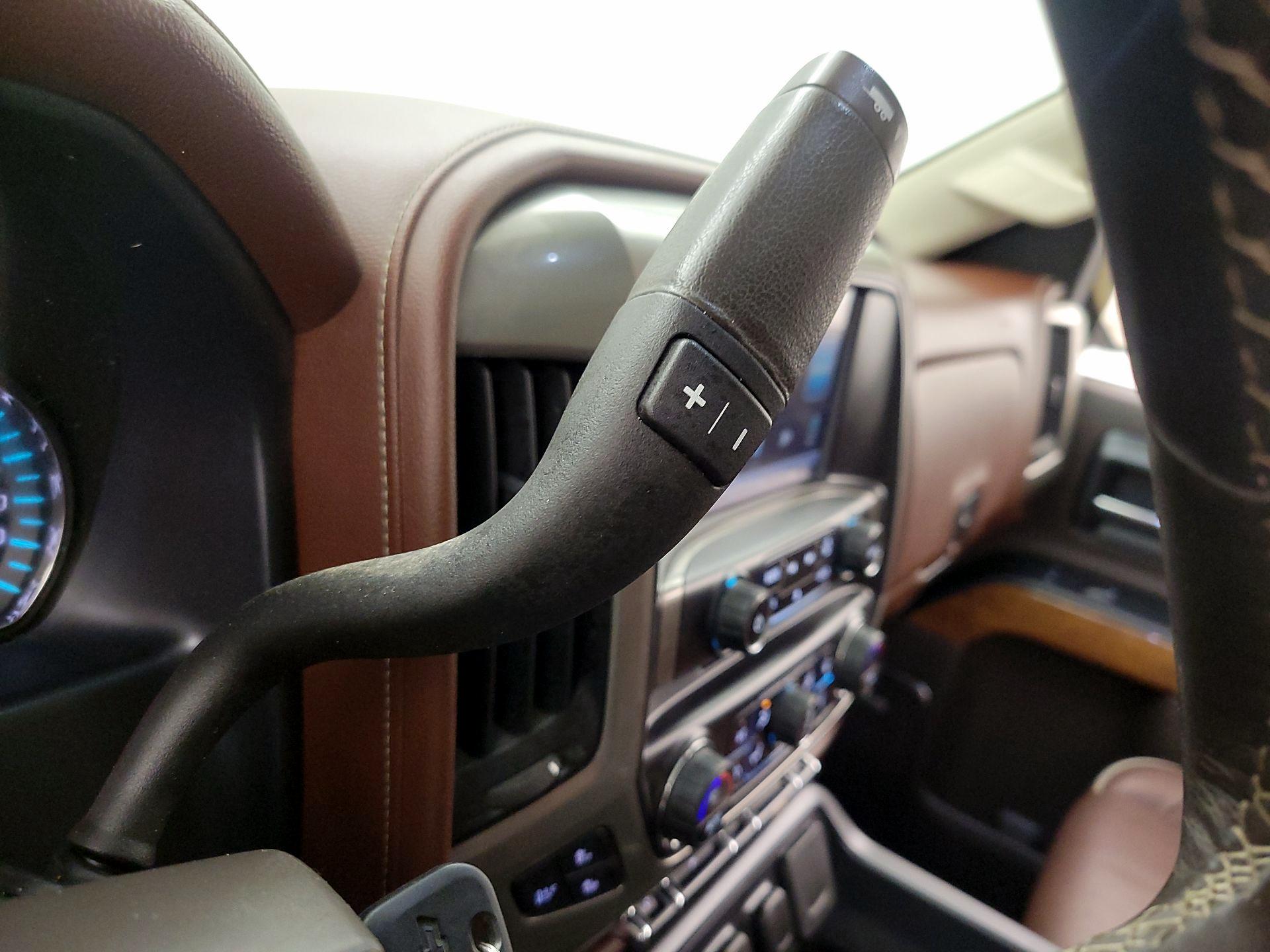Thumbnail: 2015 Chevrolet Silverado 1500 - 18