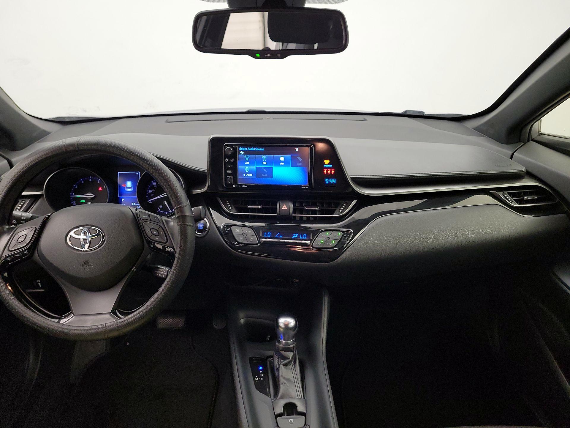 Thumbnail: 2018 Toyota C-HR - 9