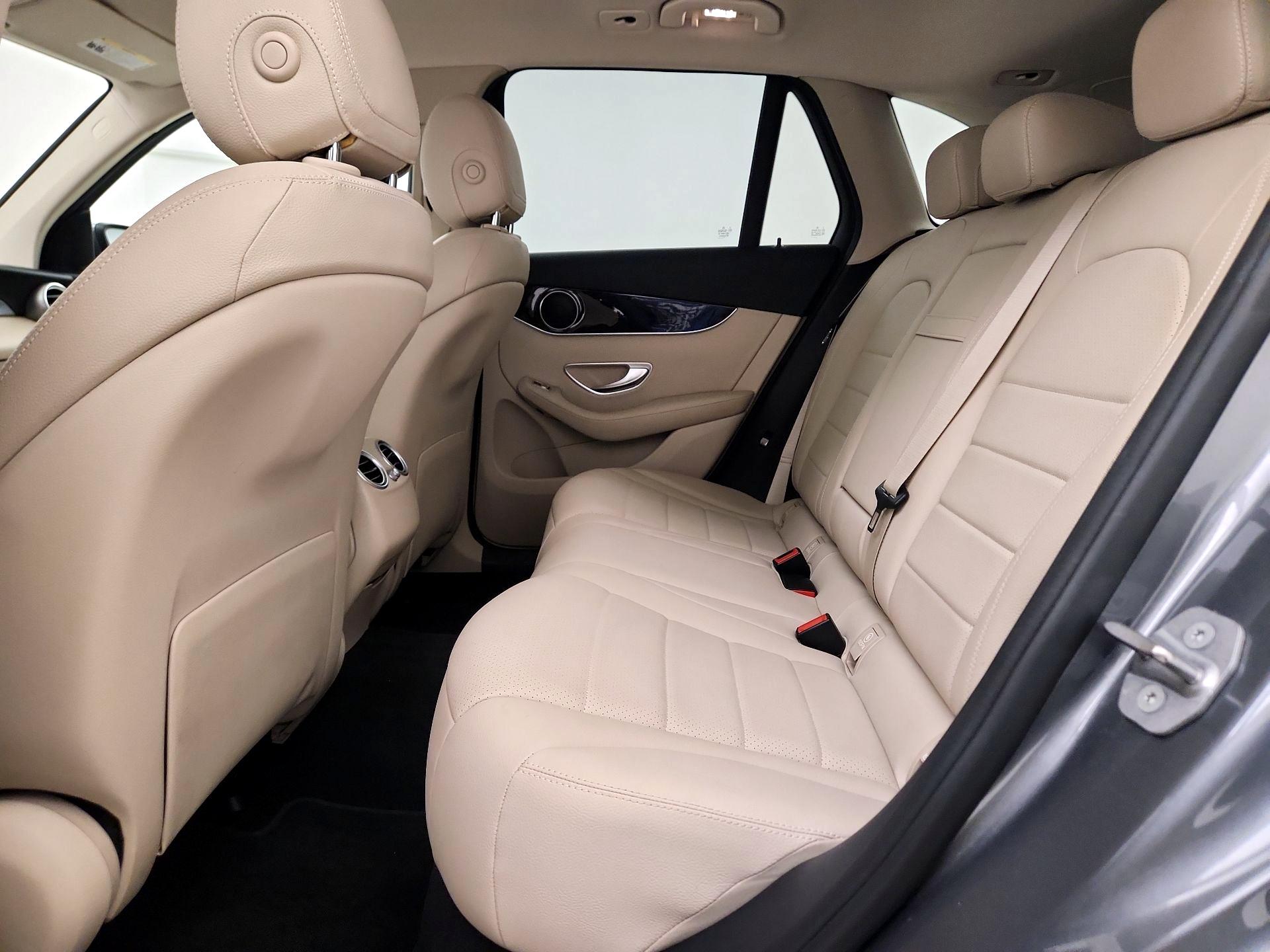 Thumbnail: 2017 Mercedes-Benz GLC - 20