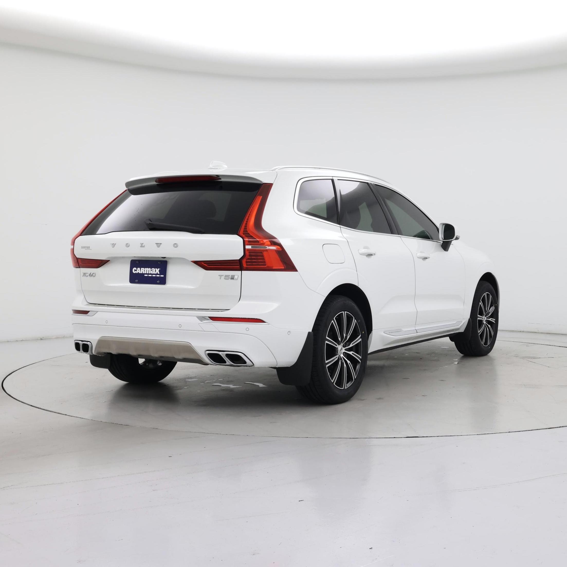 Thumbnail: 2019 Volvo XC60 - 8