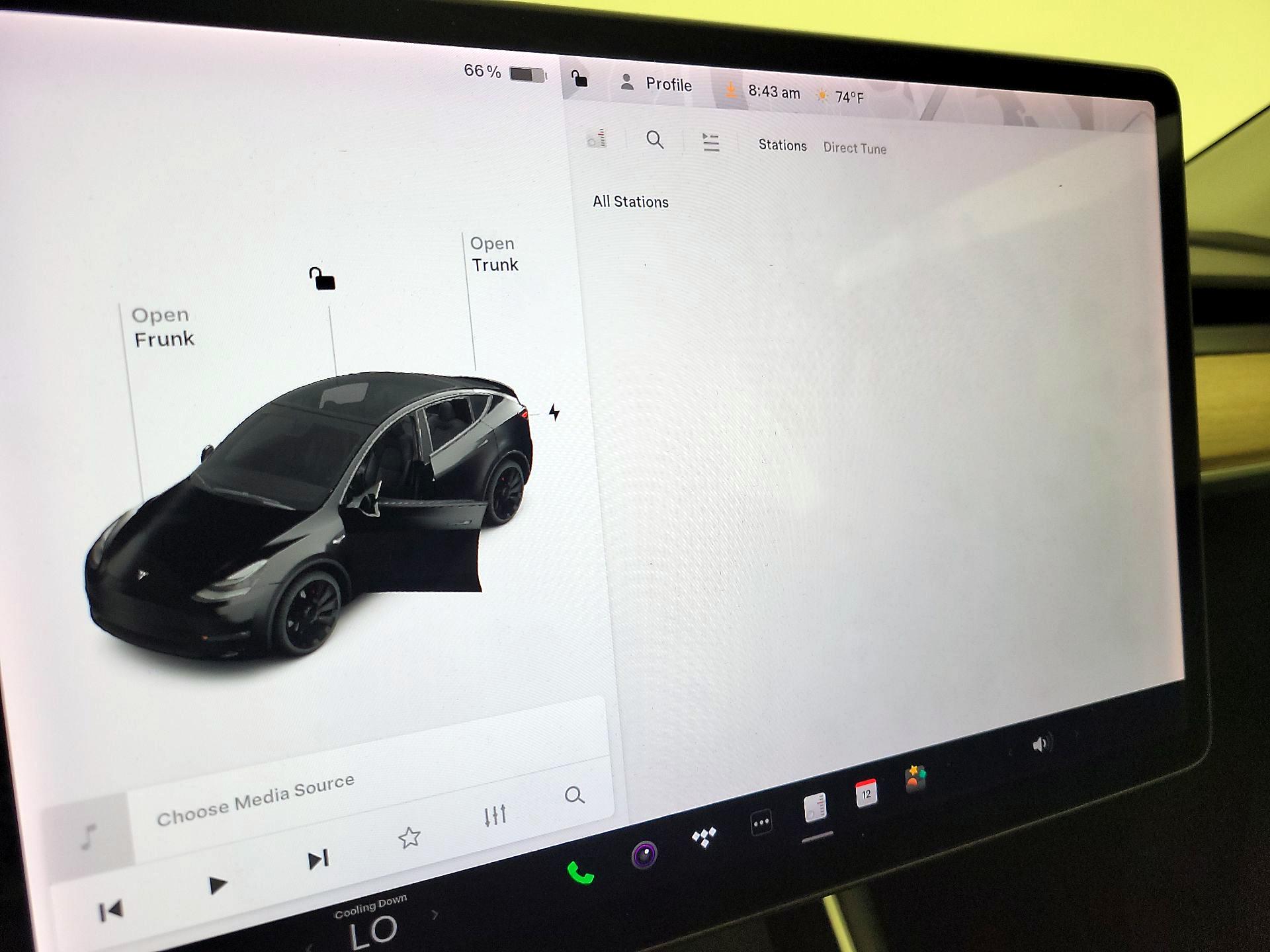Thumbnail: 2020 Tesla Model Y - 15