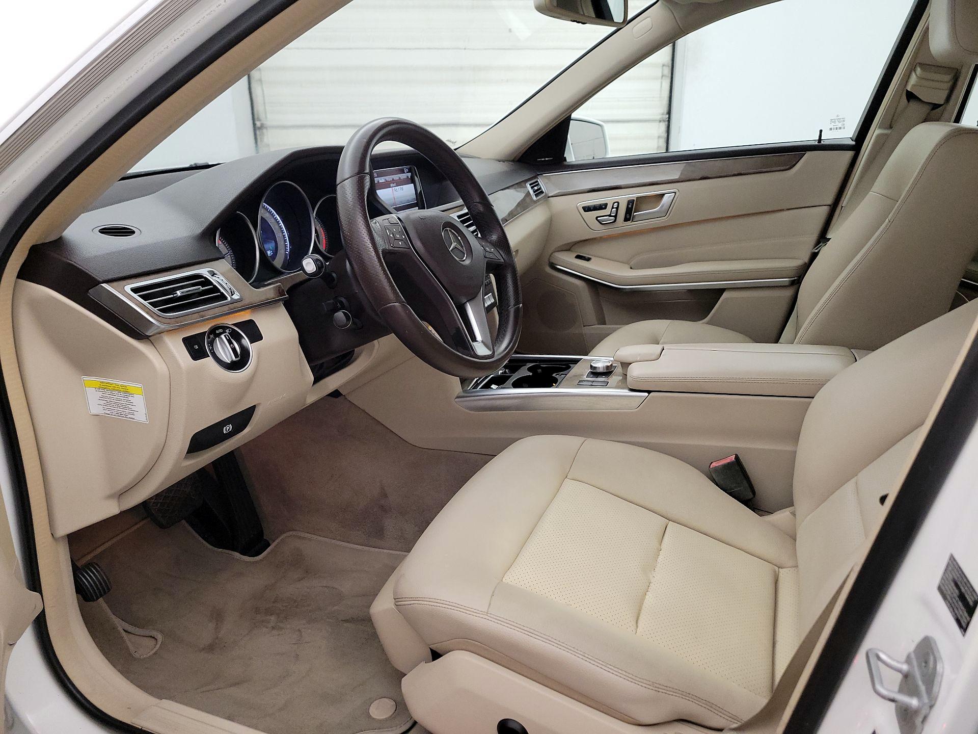 Thumbnail: 2014 Mercedes-Benz E-Class - 11