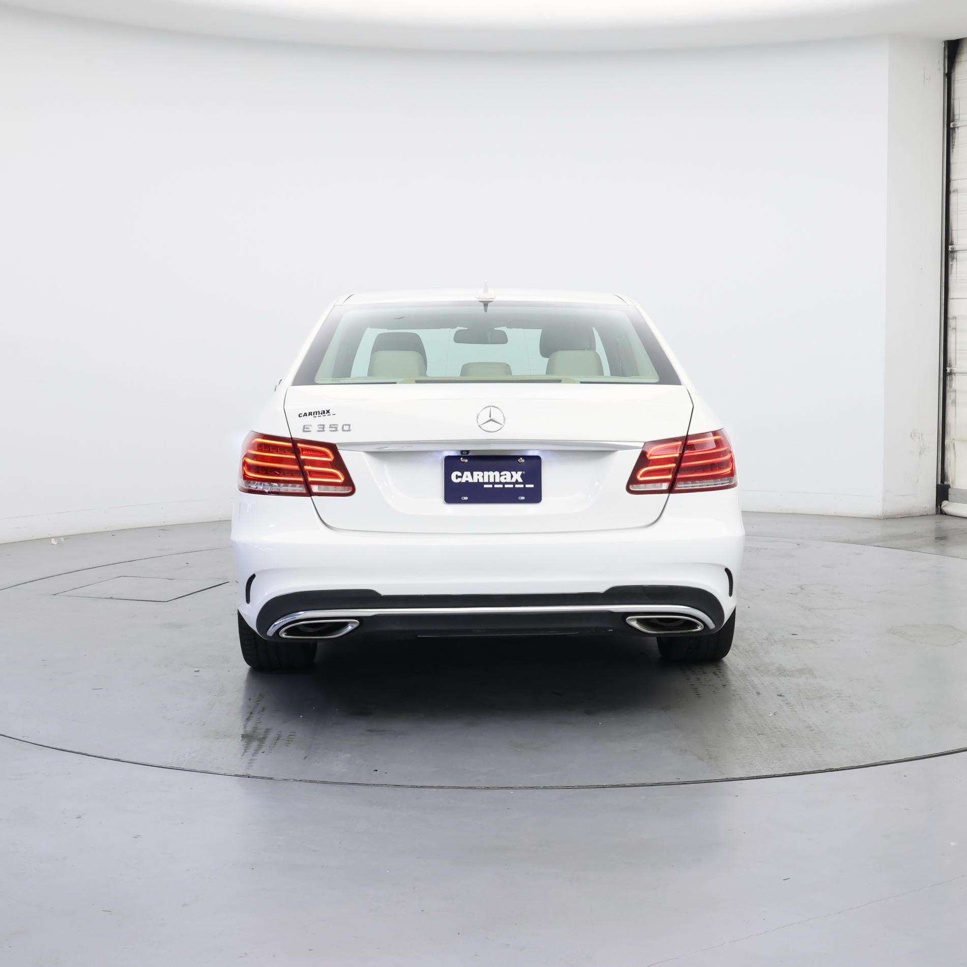 Thumbnail: 2014 Mercedes-Benz E-Class - 6