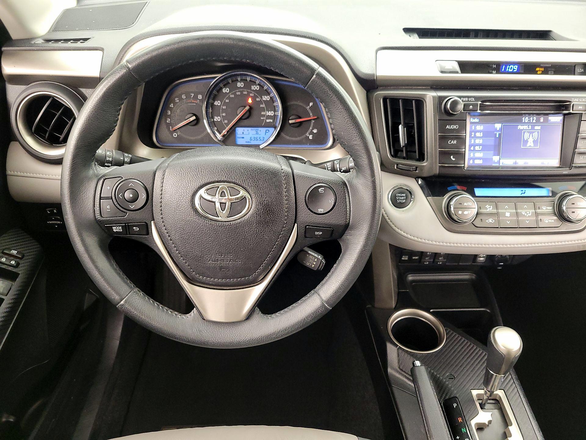 Thumbnail: 2014 Toyota RAV4 - 10