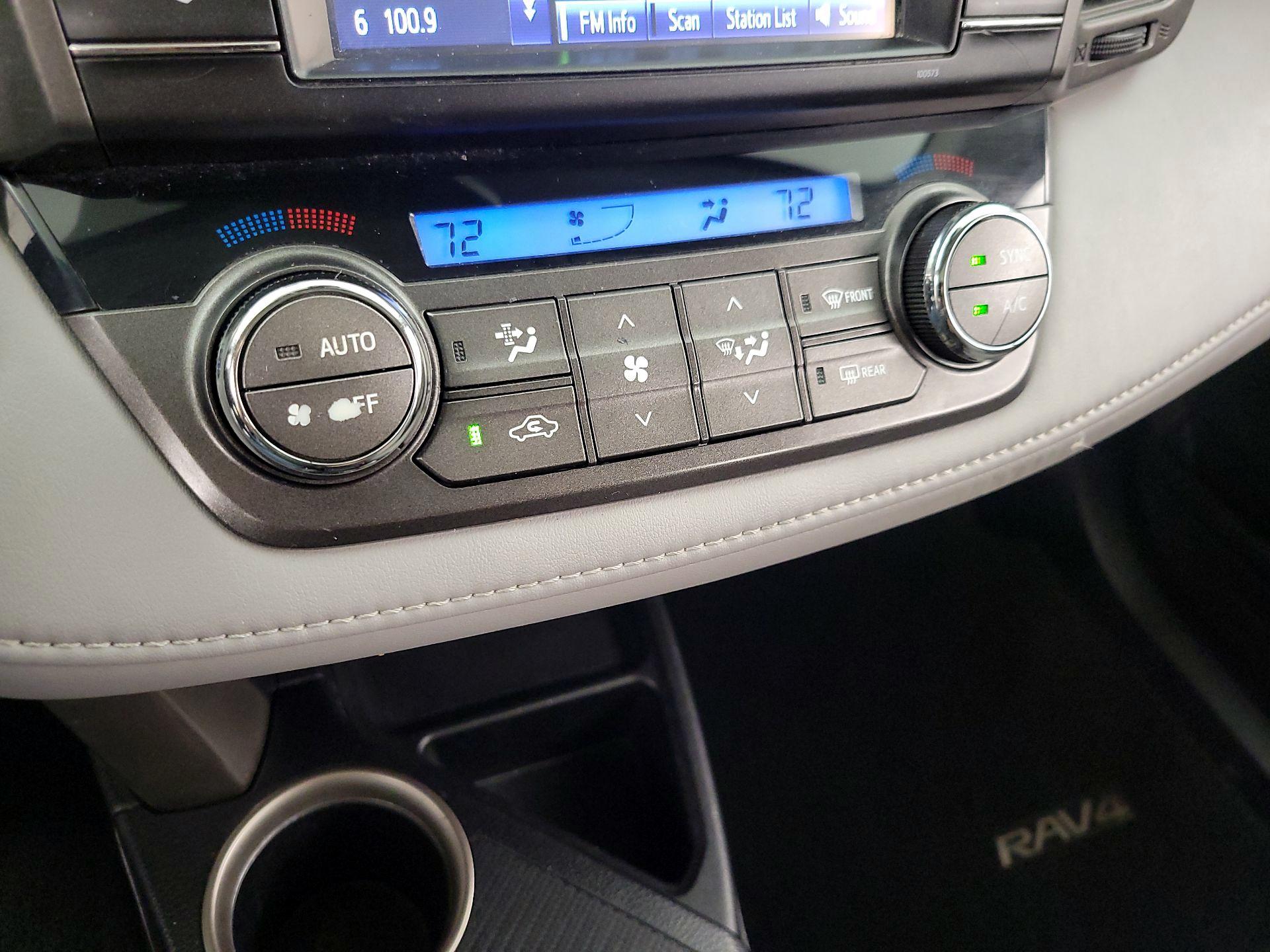 Thumbnail: 2014 Toyota RAV4 - 16