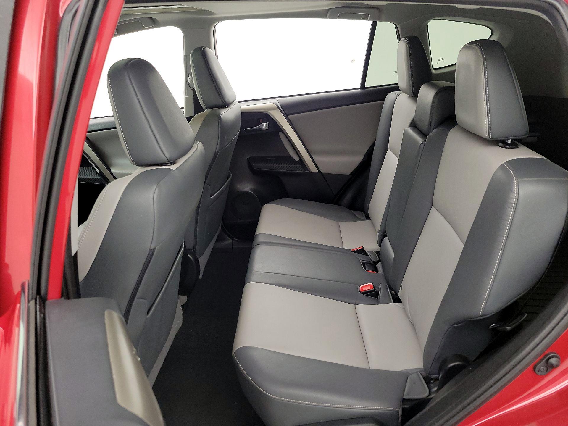 Thumbnail: 2014 Toyota RAV4 - 20