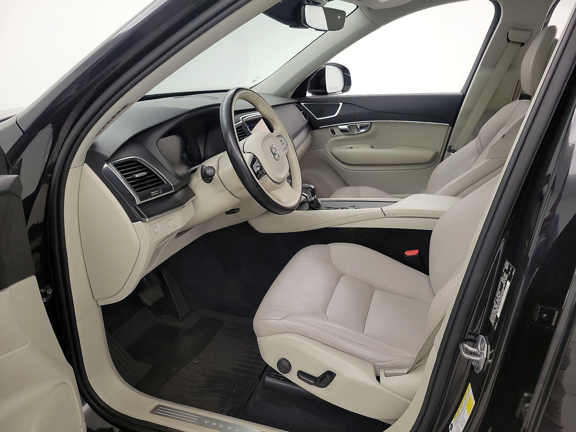 Thumbnail: 2020 Volvo XC90 - 11