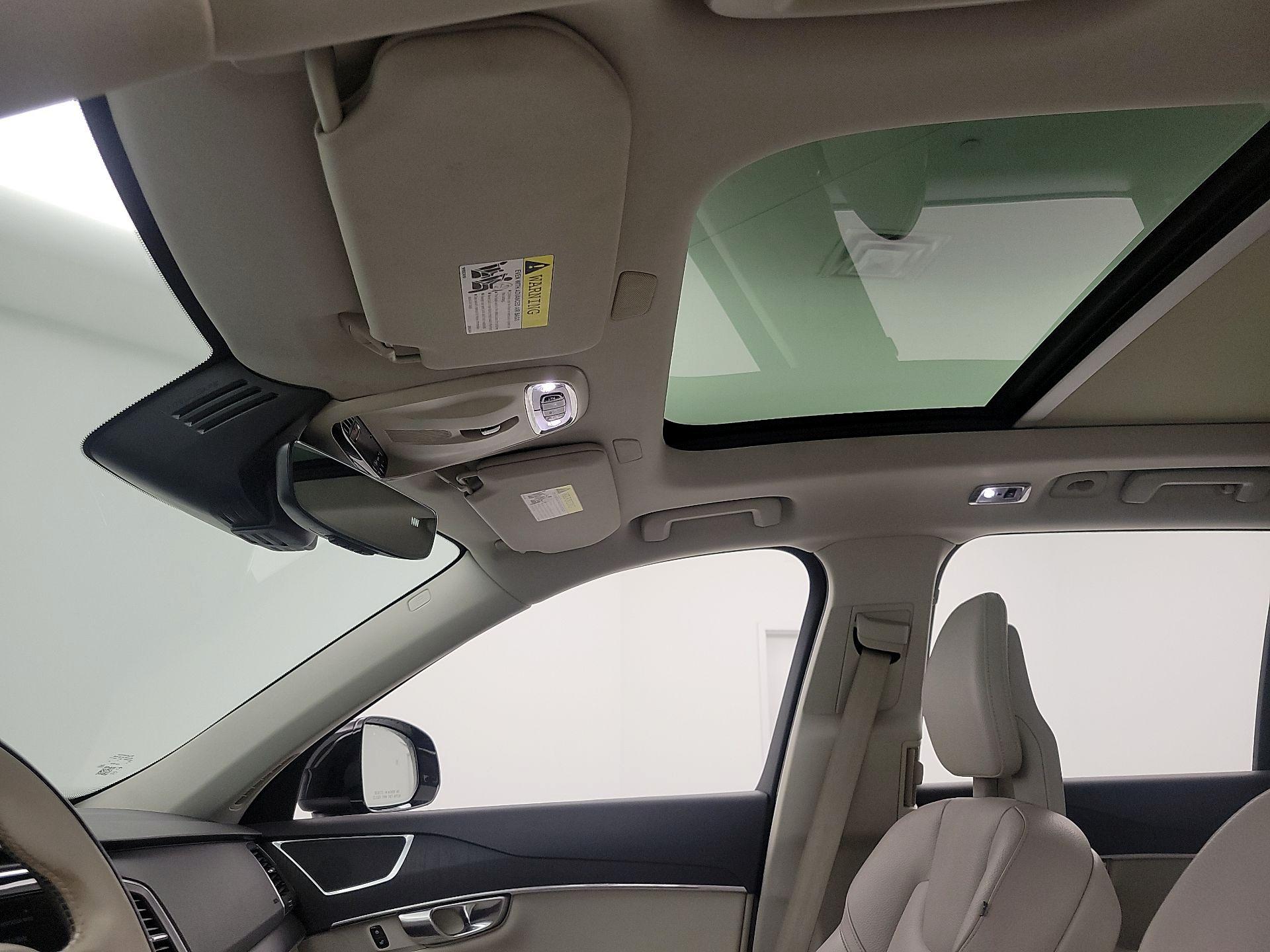 Thumbnail: 2020 Volvo XC90 - 19