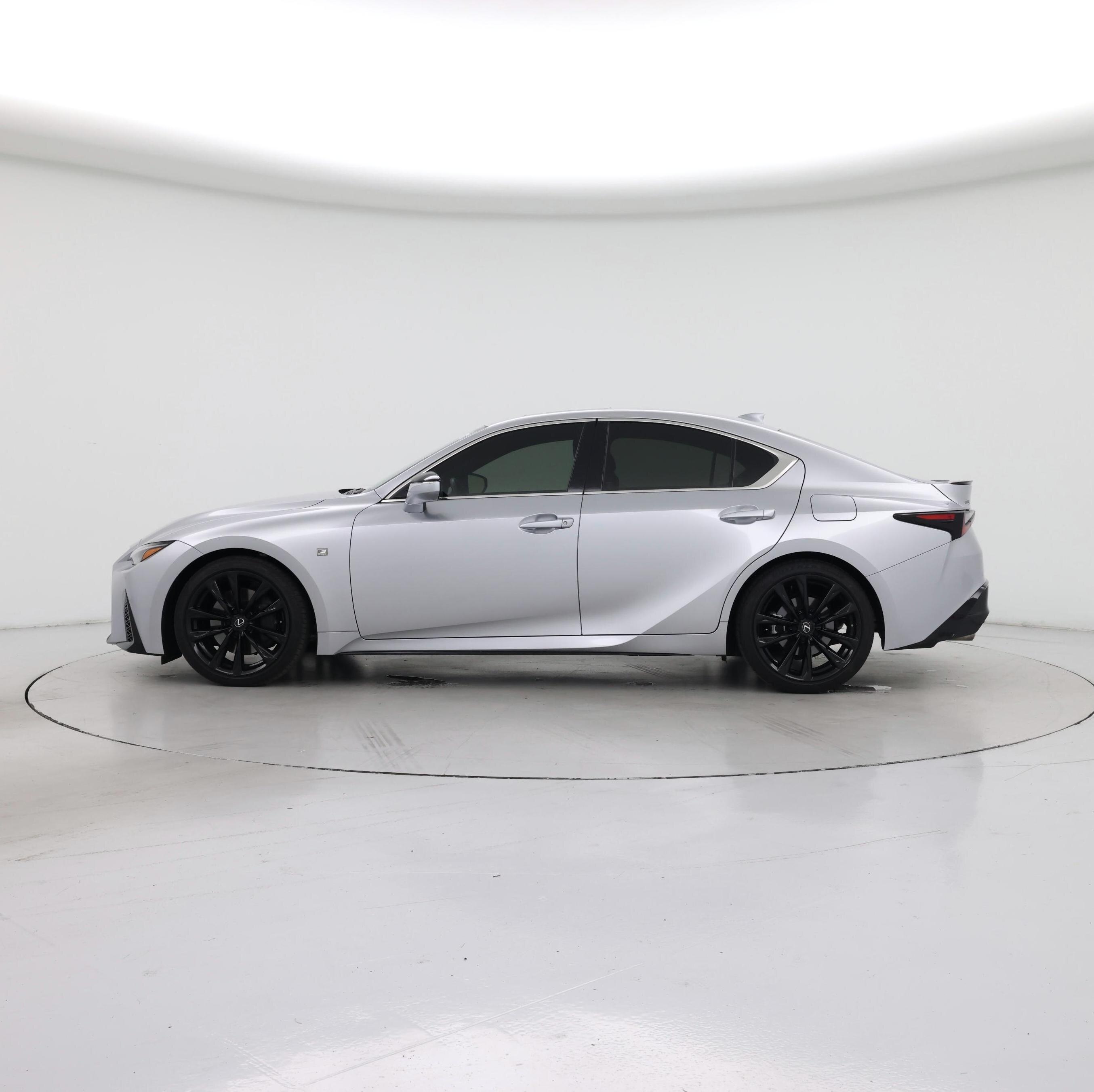 Thumbnail: 2024 Lexus IS - 3