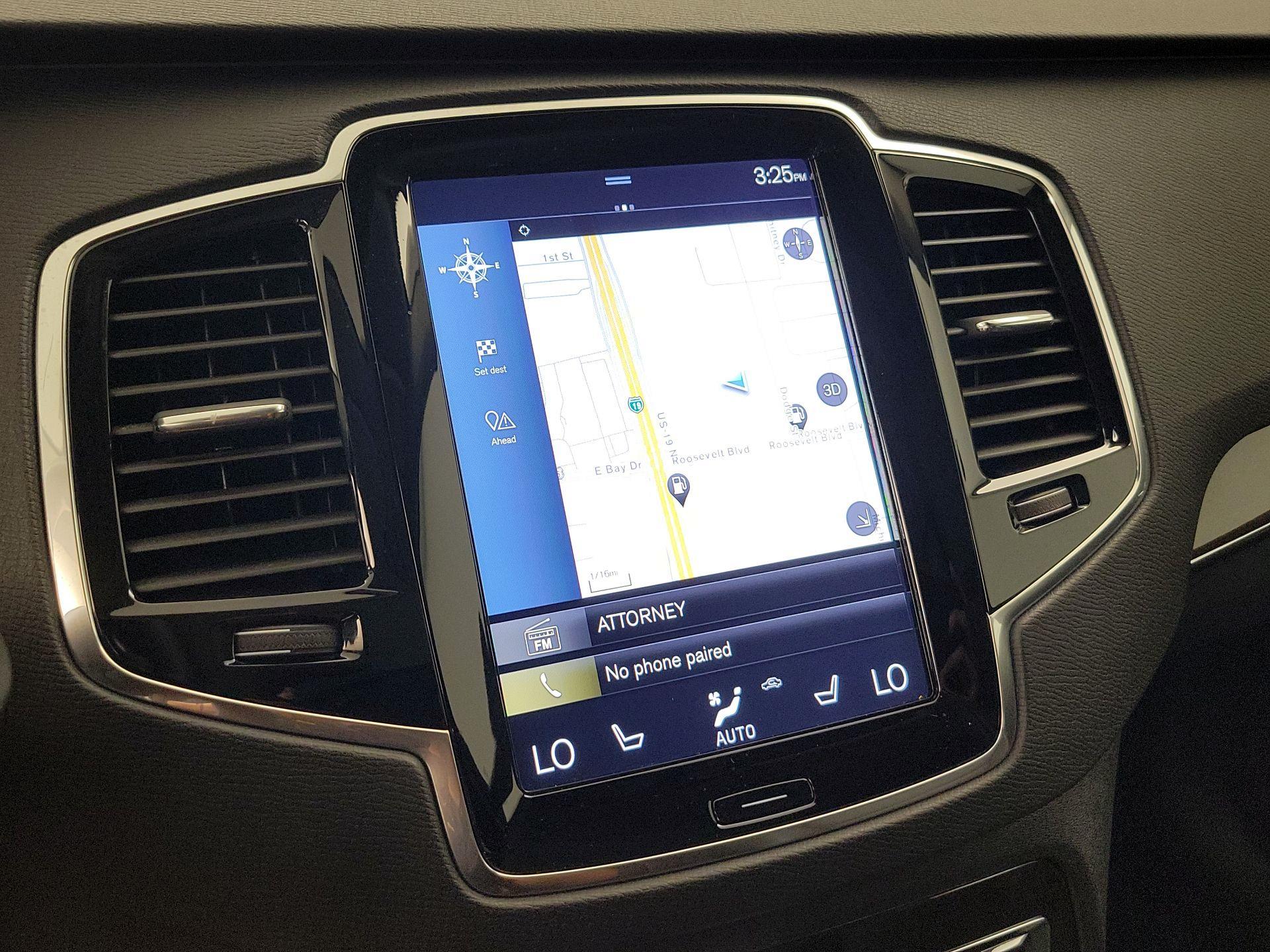 Thumbnail: 2018 Volvo XC90 - 14