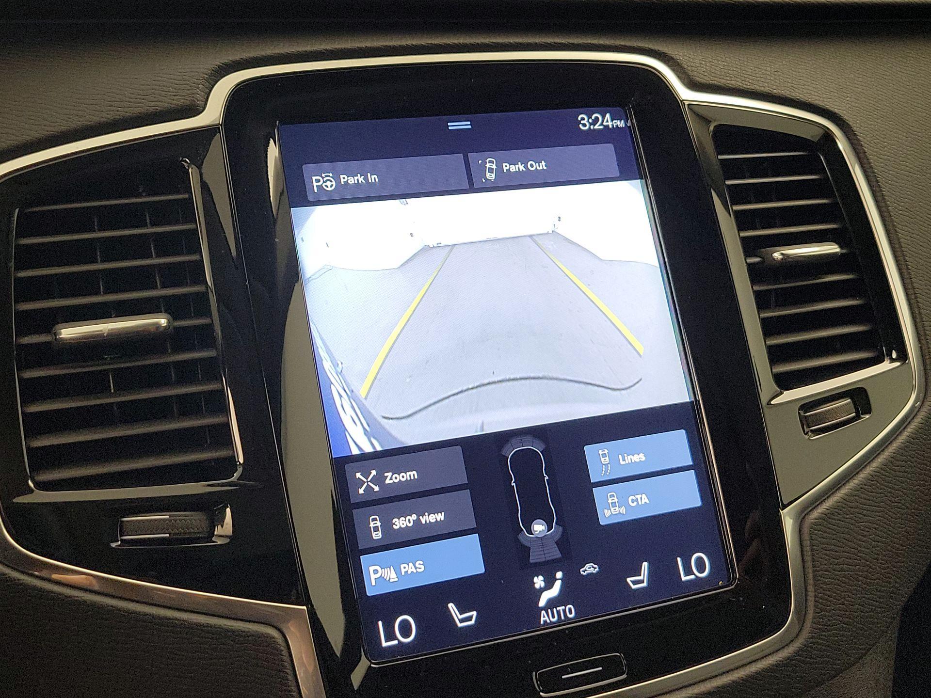 Thumbnail: 2018 Volvo XC90 - 15