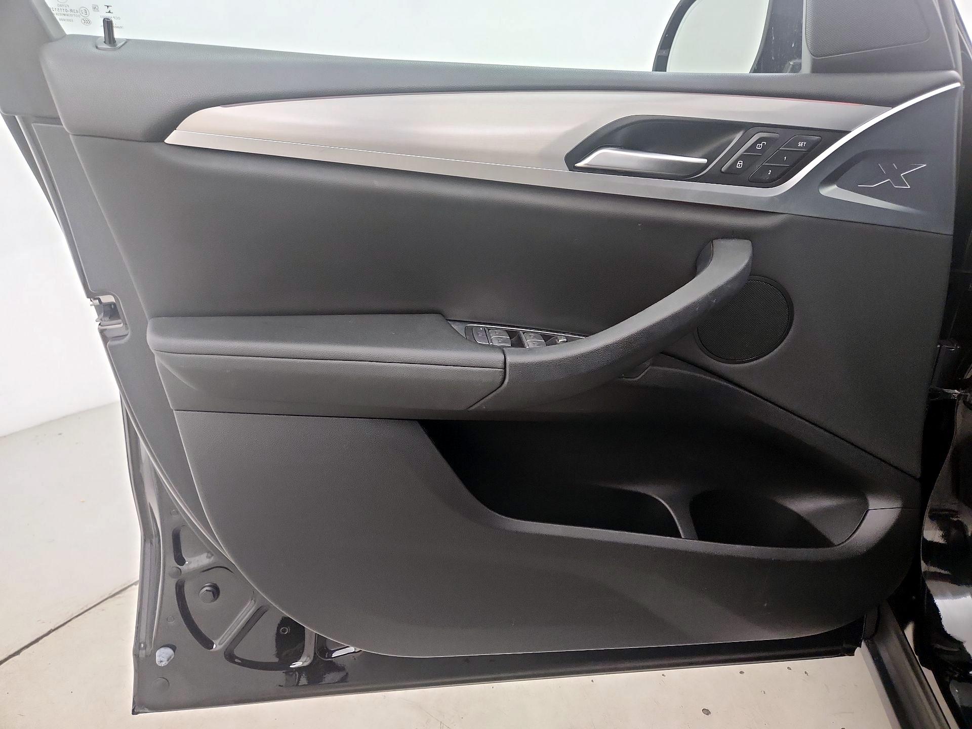 Thumbnail: 2020 BMW X3 - 12