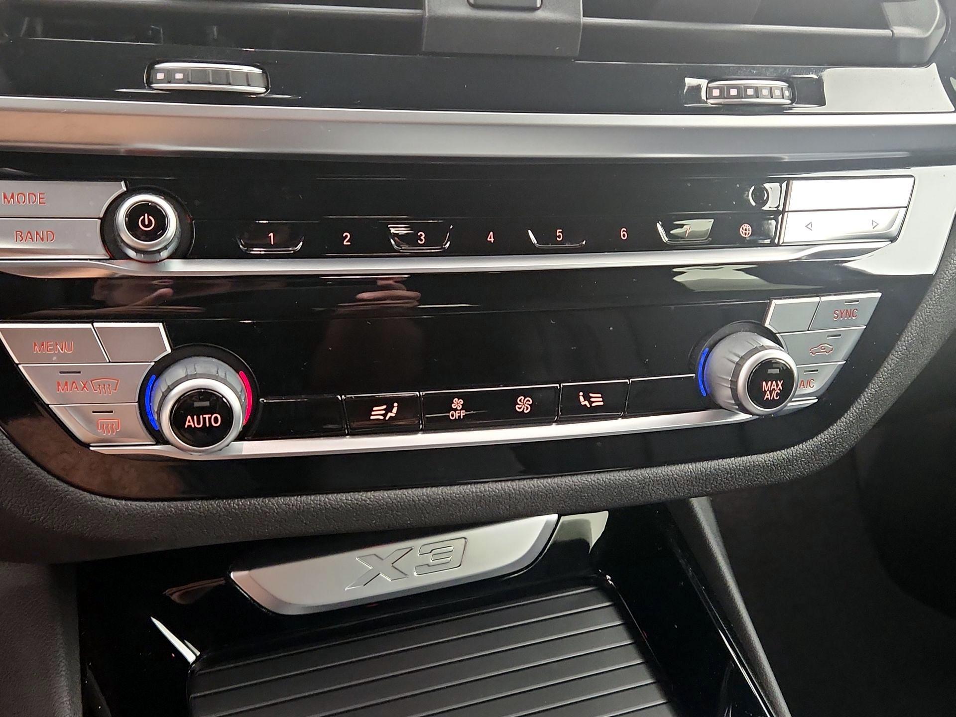 Thumbnail: 2020 BMW X3 - 17