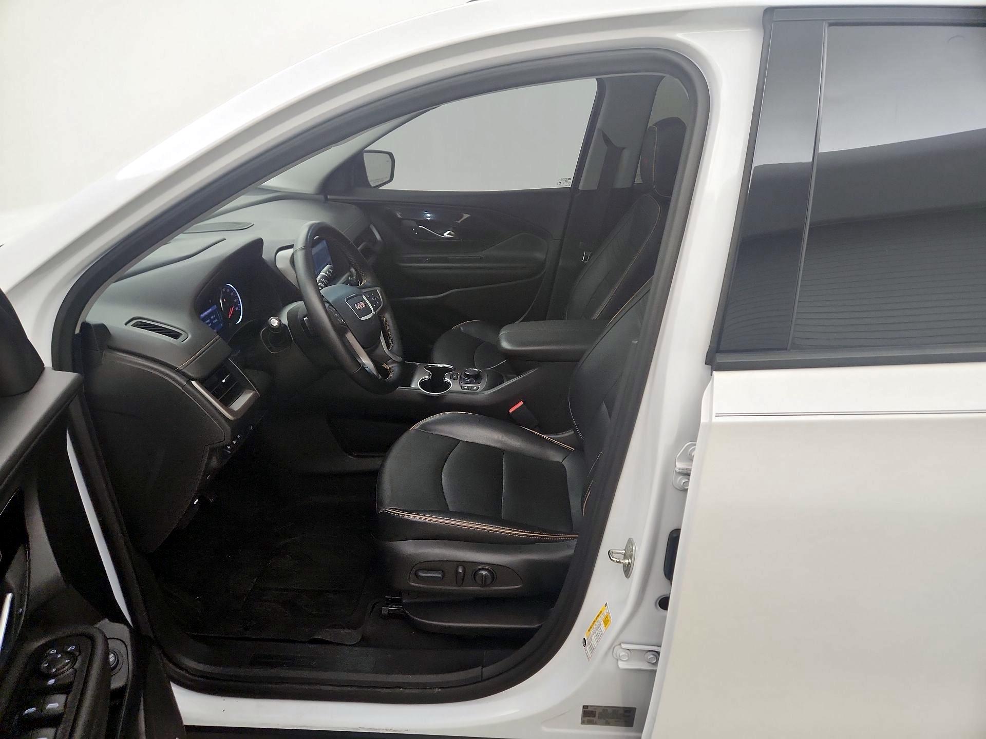 Thumbnail: 2023 GMC Terrain - 11