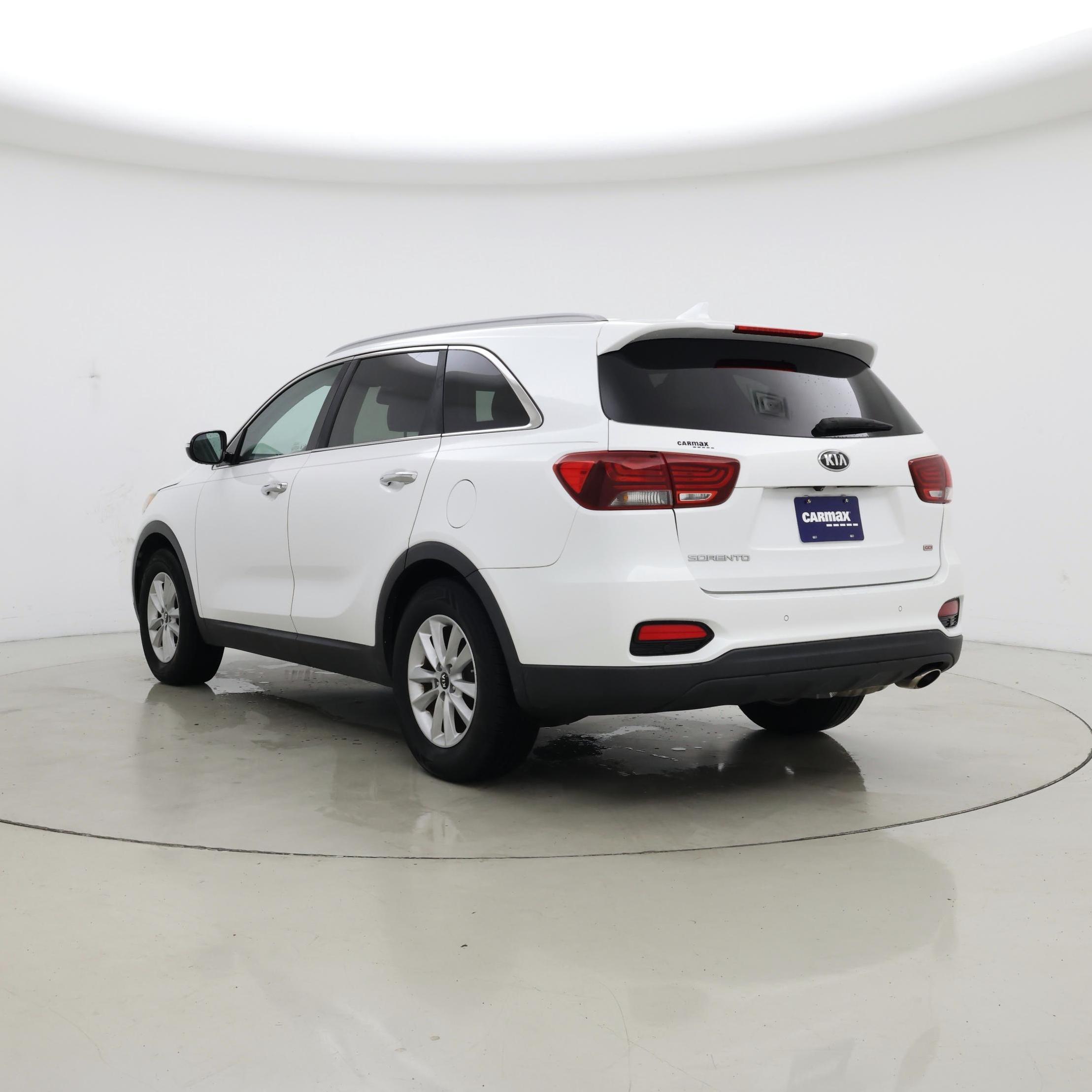 Thumbnail: 2019 Kia Sorento - 2