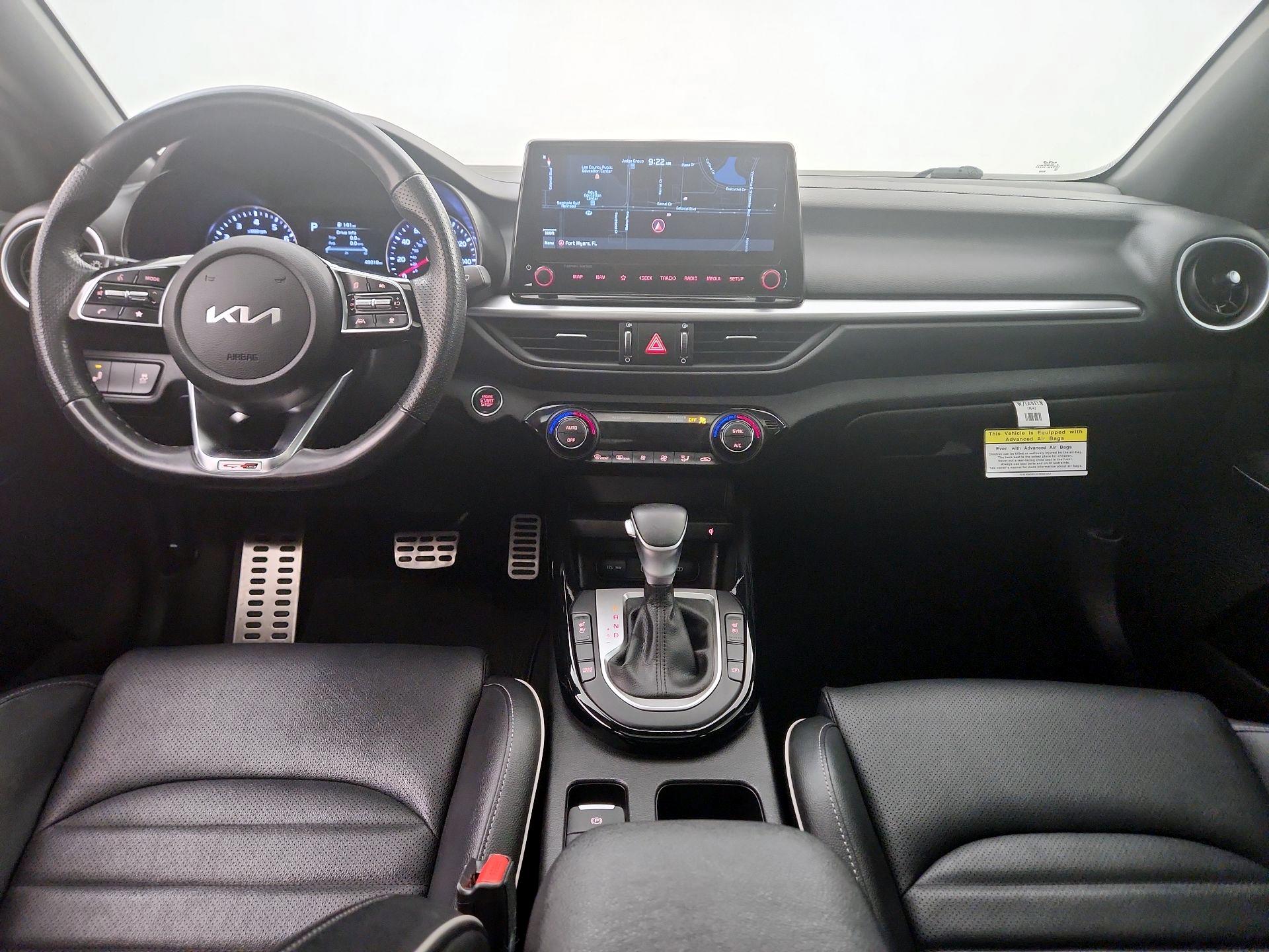 Thumbnail: 2022 Kia Forte - 9