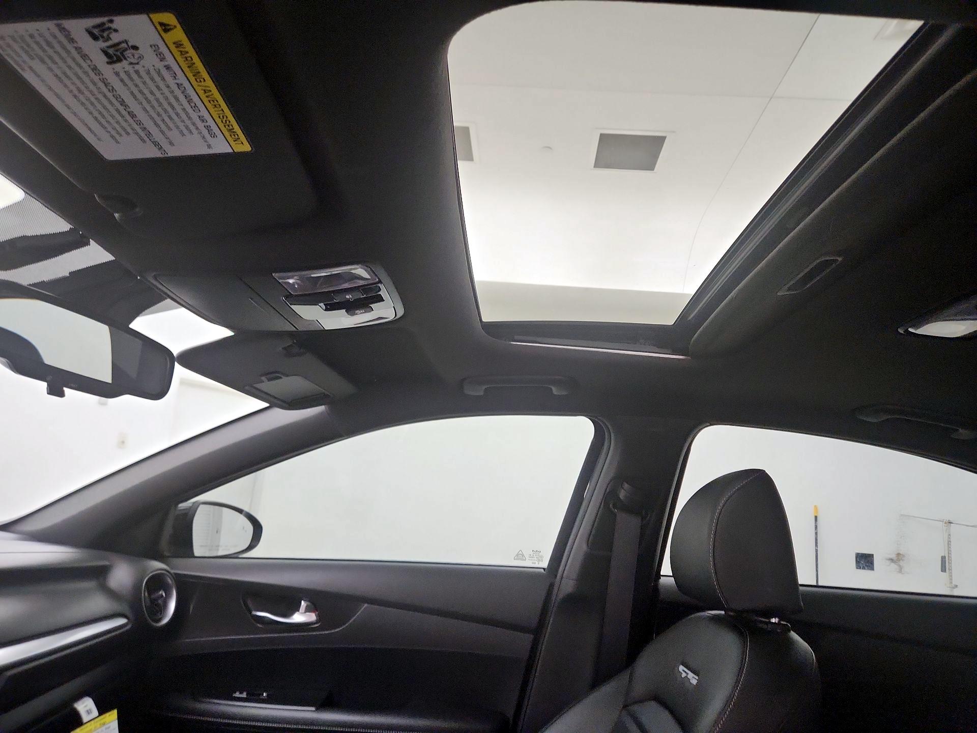 Thumbnail: 2022 Kia Forte - 20