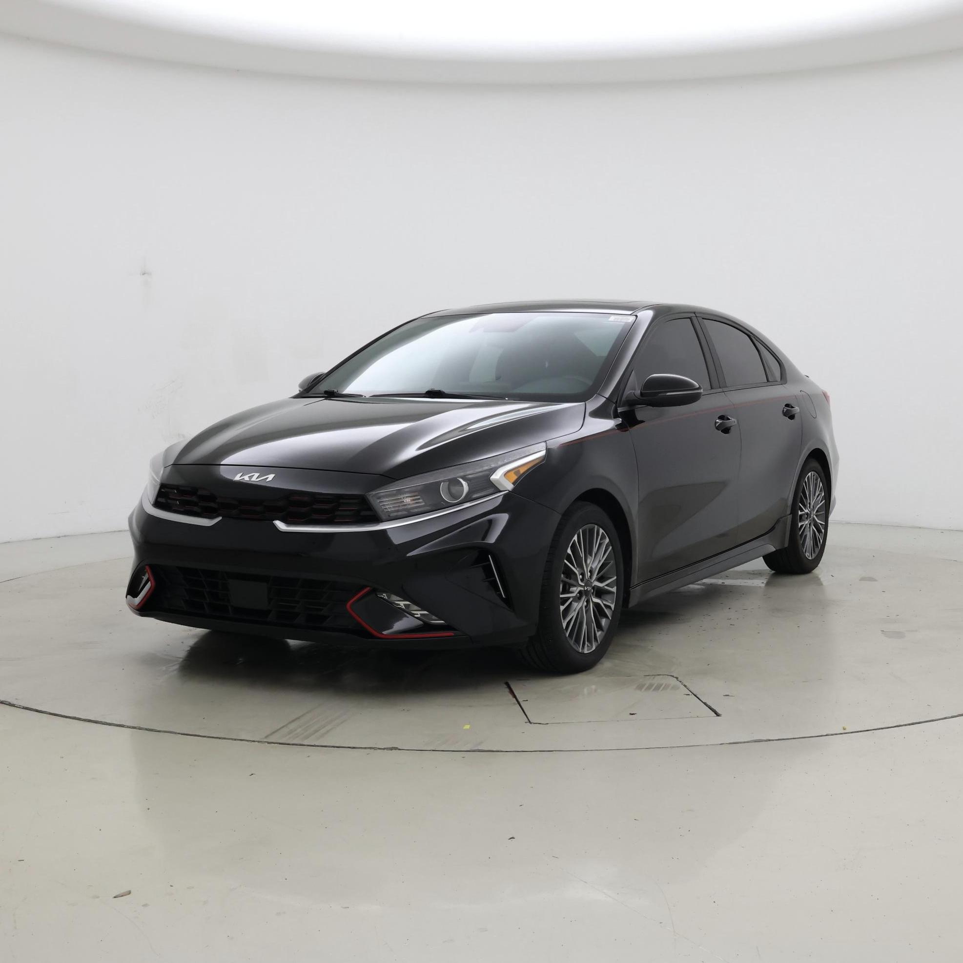 Thumbnail: 2022 Kia Forte - 4