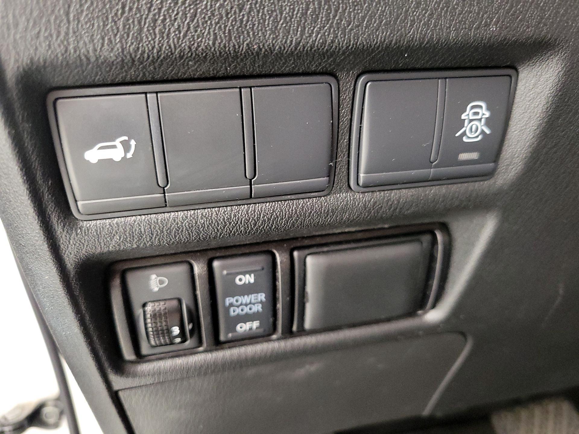 Thumbnail: 2019 Nissan Armada - 13