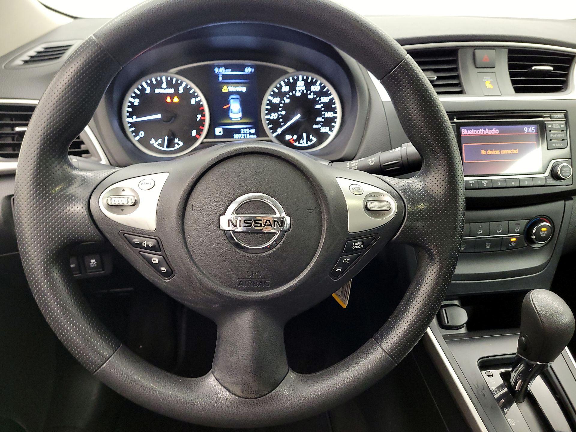 Thumbnail: 2018 Nissan Sentra - 10