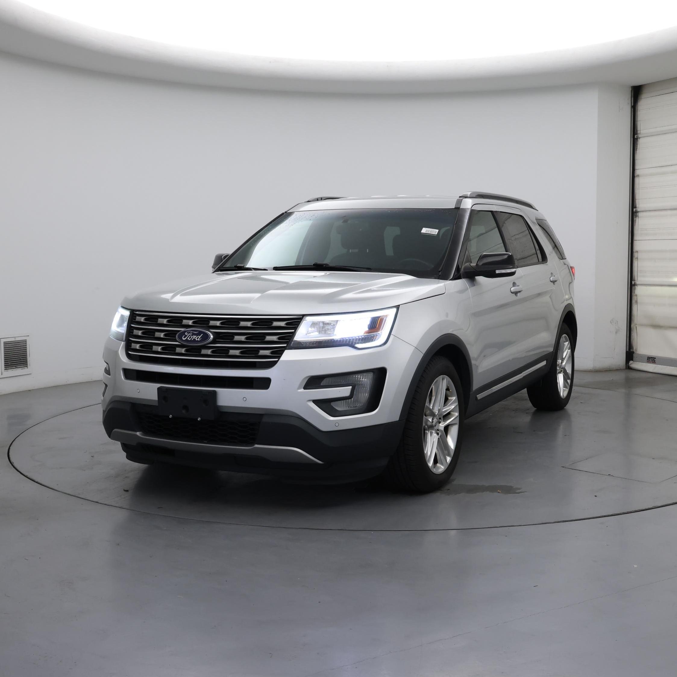 Thumbnail: 2017 Ford Explorer - 4