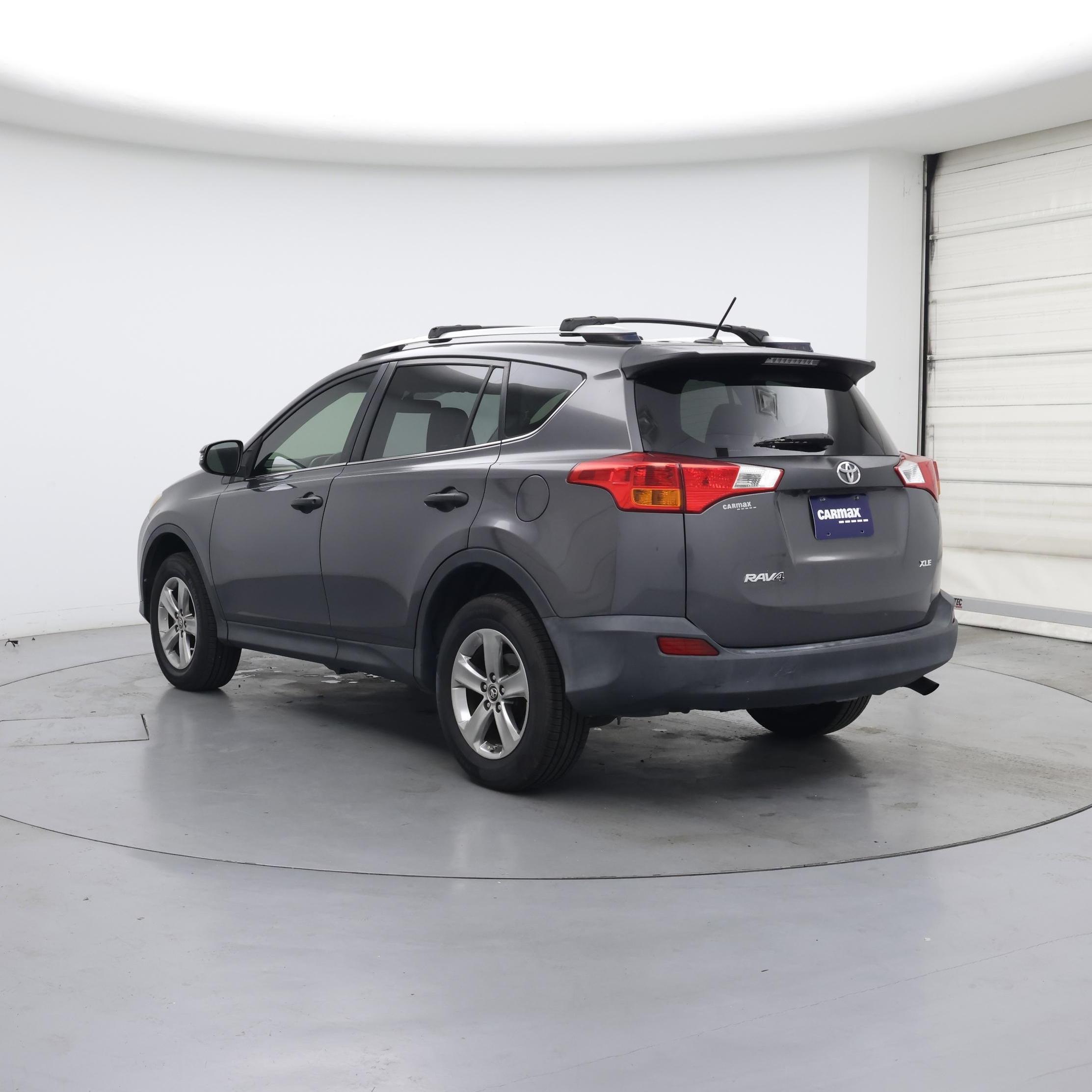 Thumbnail: 2015 Toyota RAV4 - 2