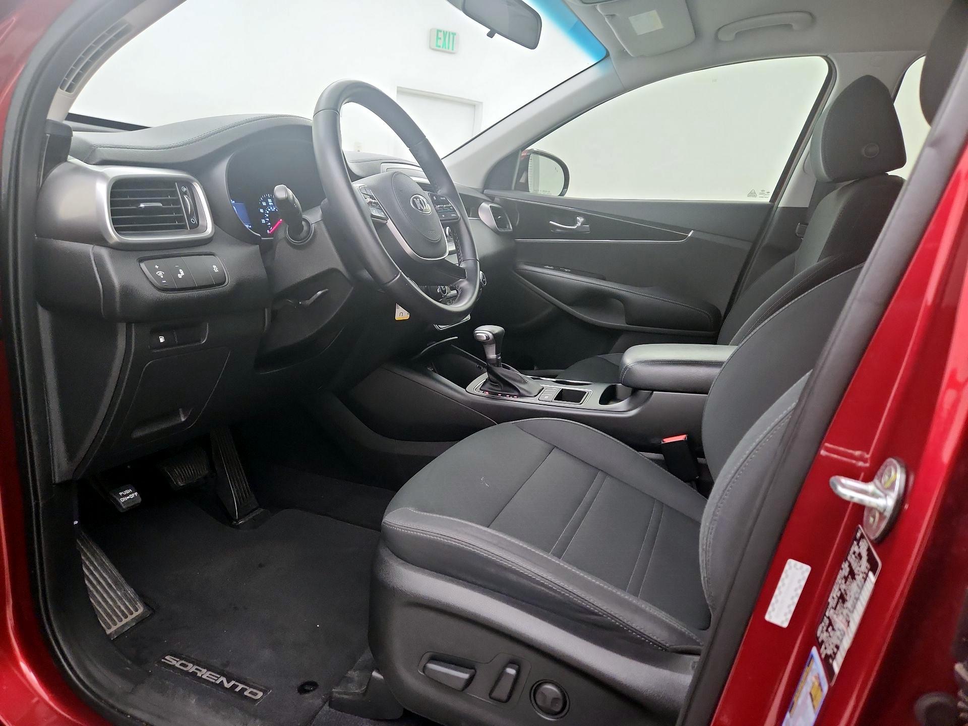 Thumbnail: 2020 Kia Sorento - 11