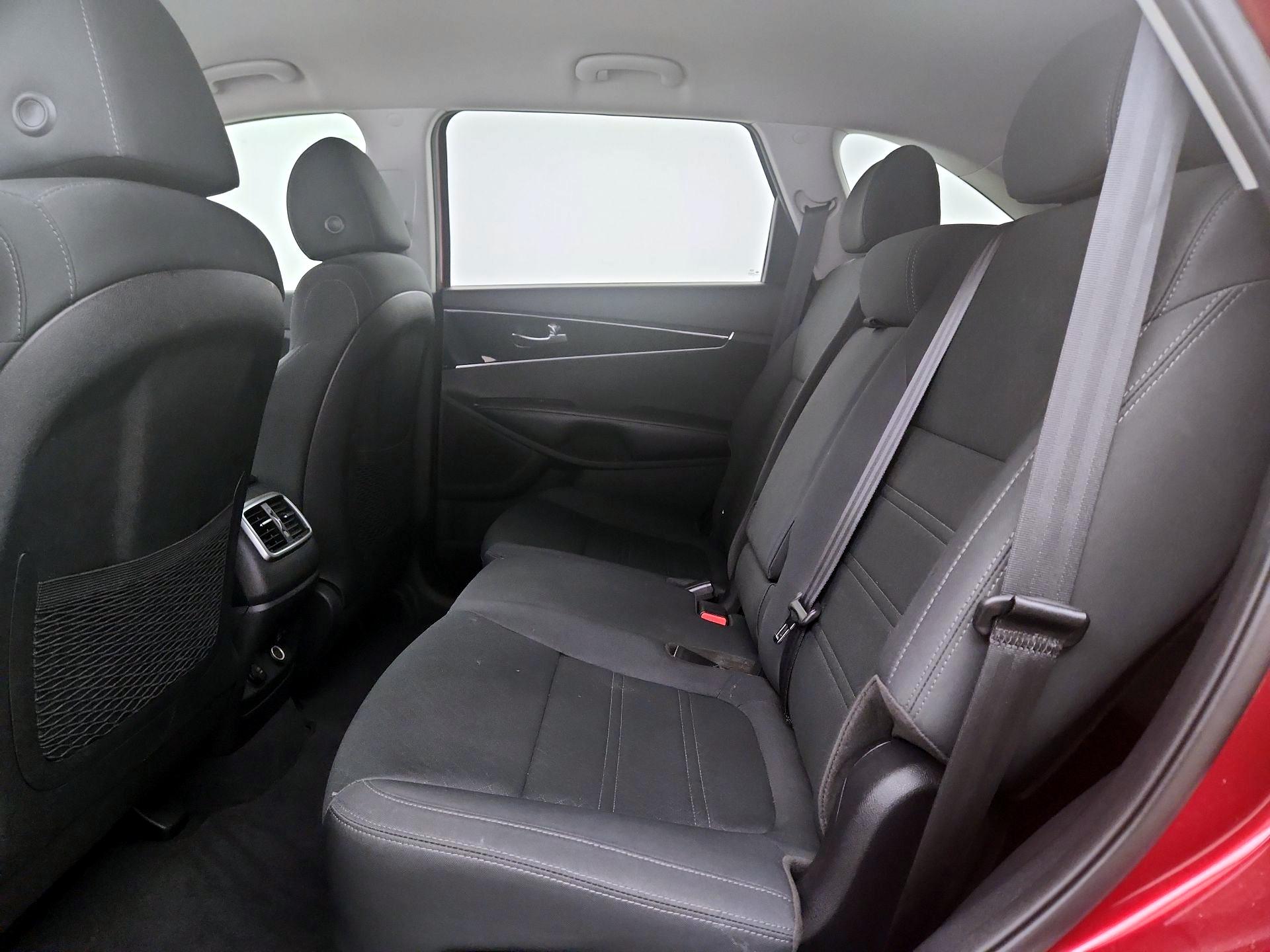 Thumbnail: 2020 Kia Sorento - 19
