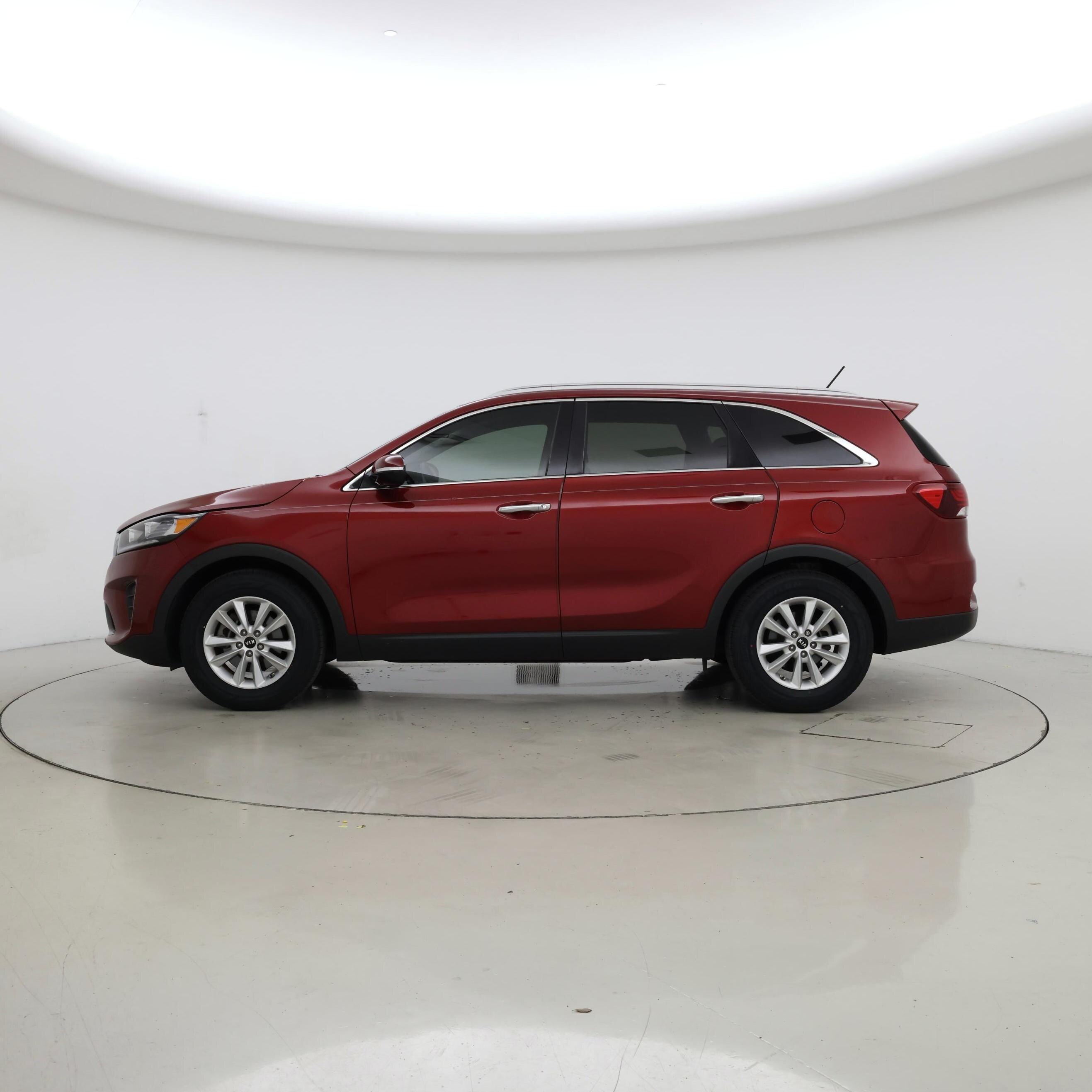 Thumbnail: 2020 Kia Sorento - 3