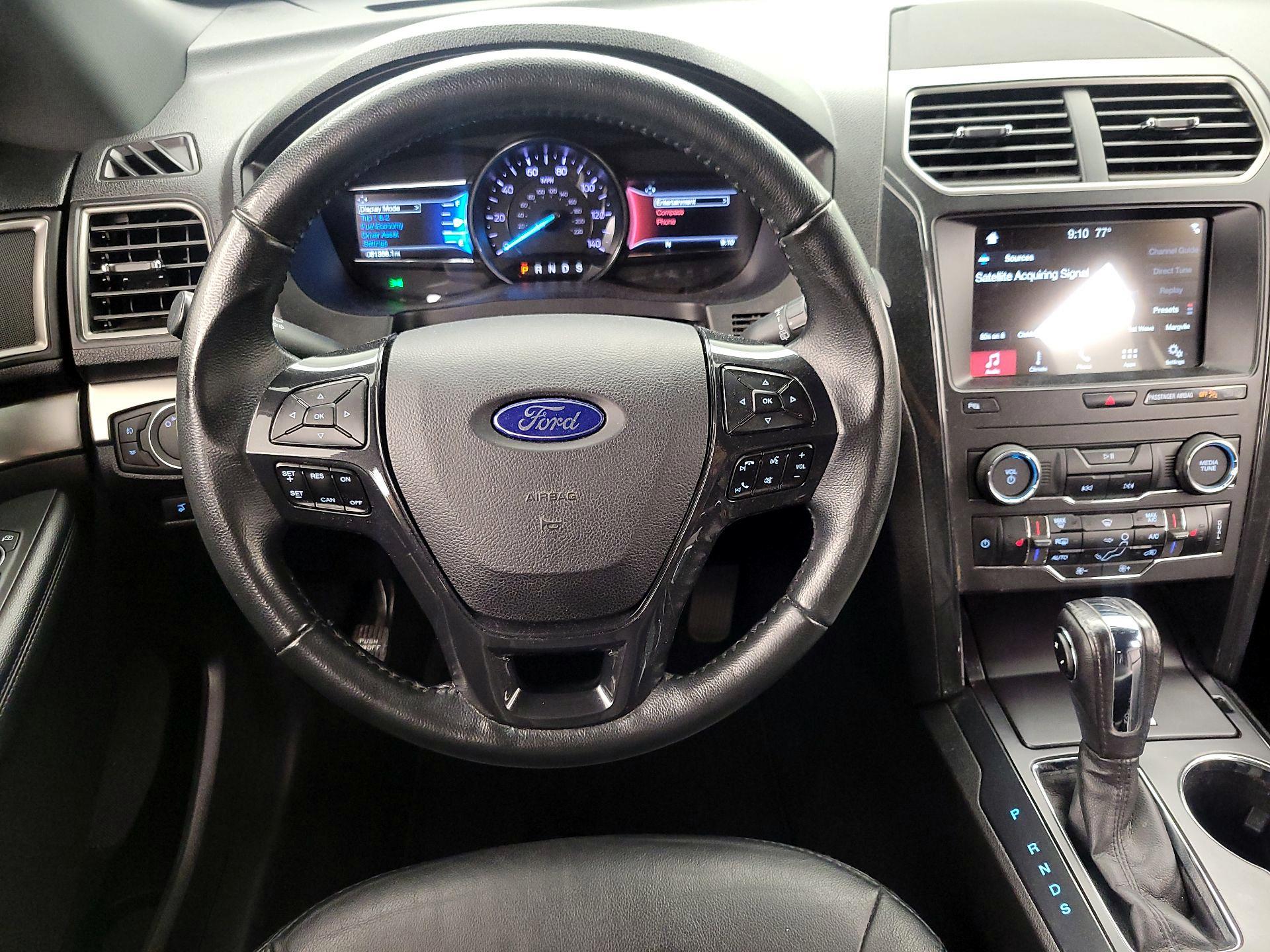 Thumbnail: 2018 Ford Explorer - 10
