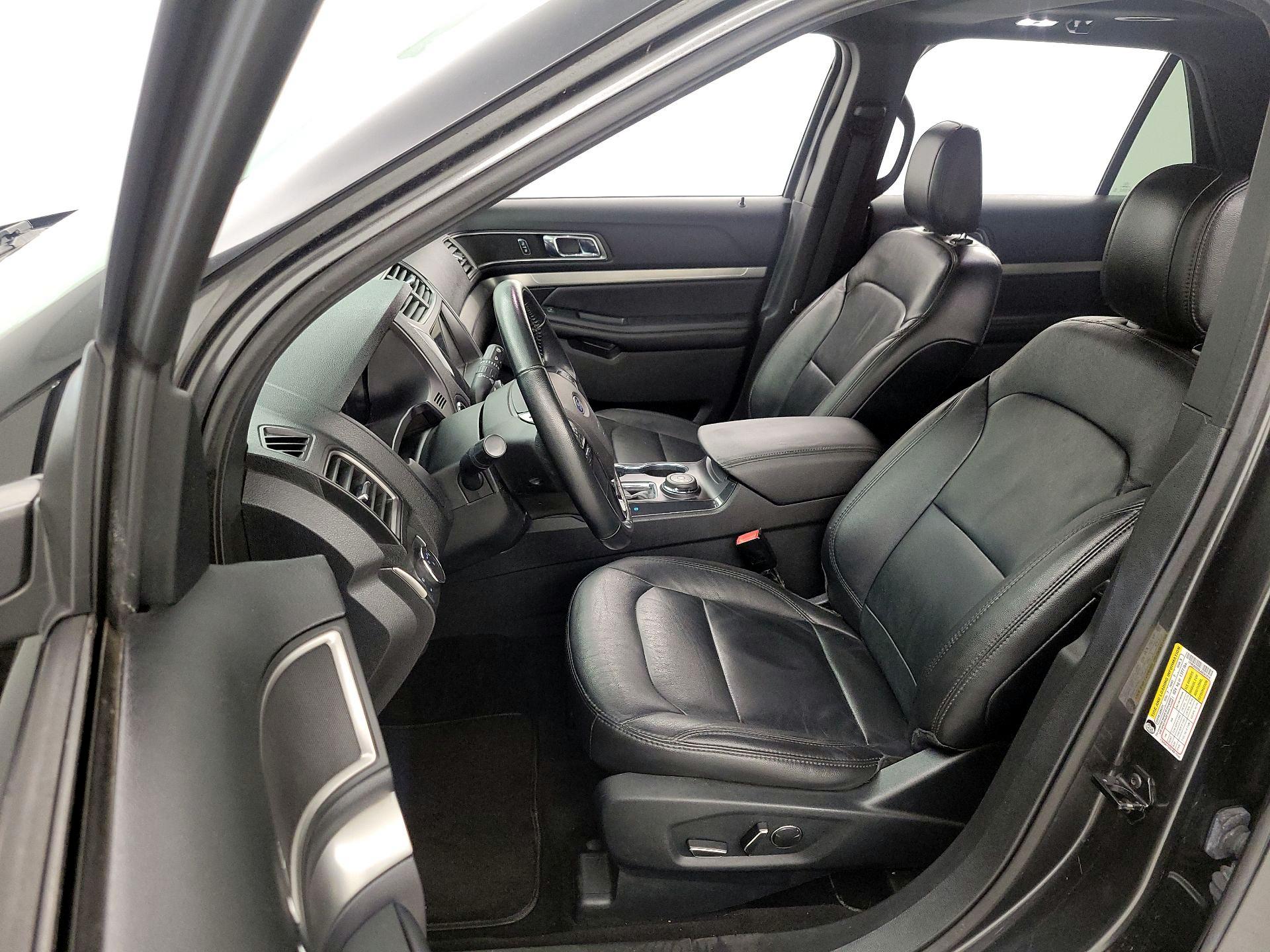 Thumbnail: 2018 Ford Explorer - 11